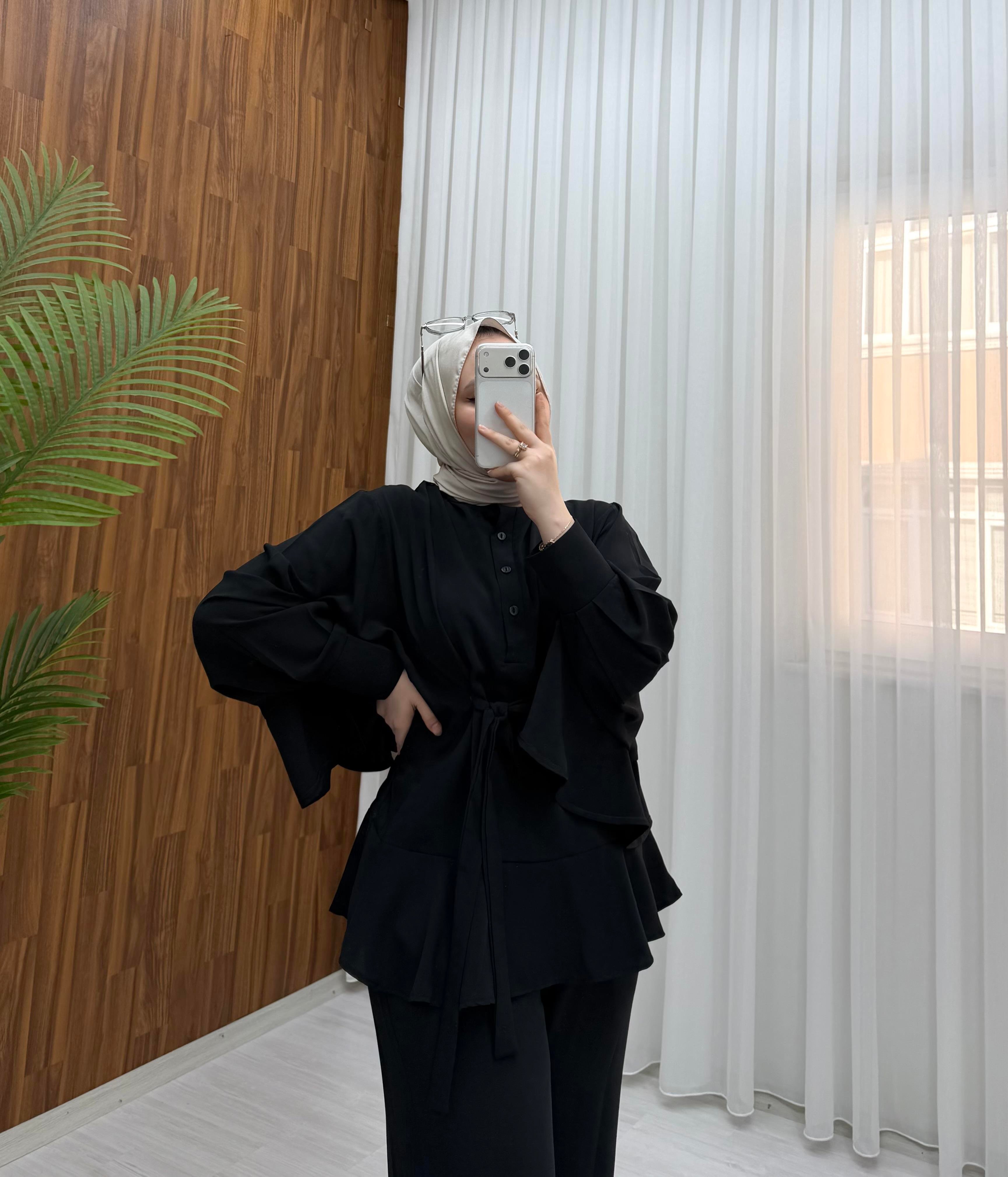 Qup Flow Pelerin Detay Takım Siyah 20251 