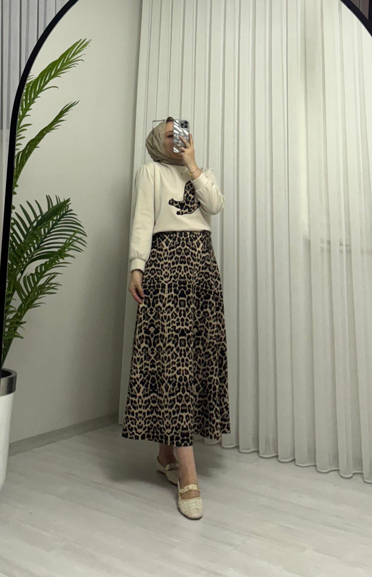 Aya Store Leopar Kuş Desen Takım Bej
