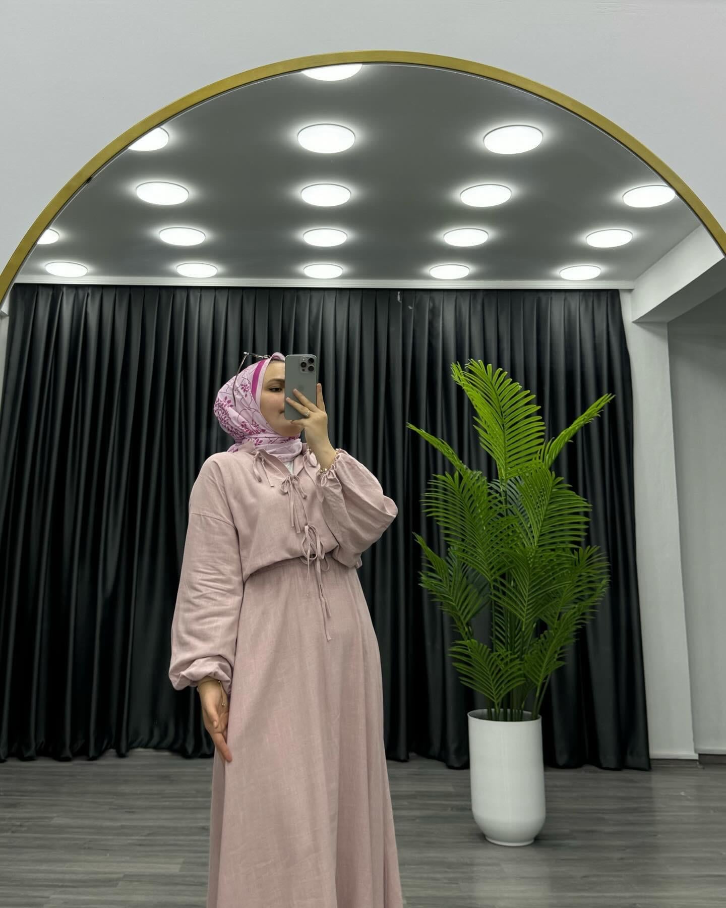 Lilyum etekli takım pudra