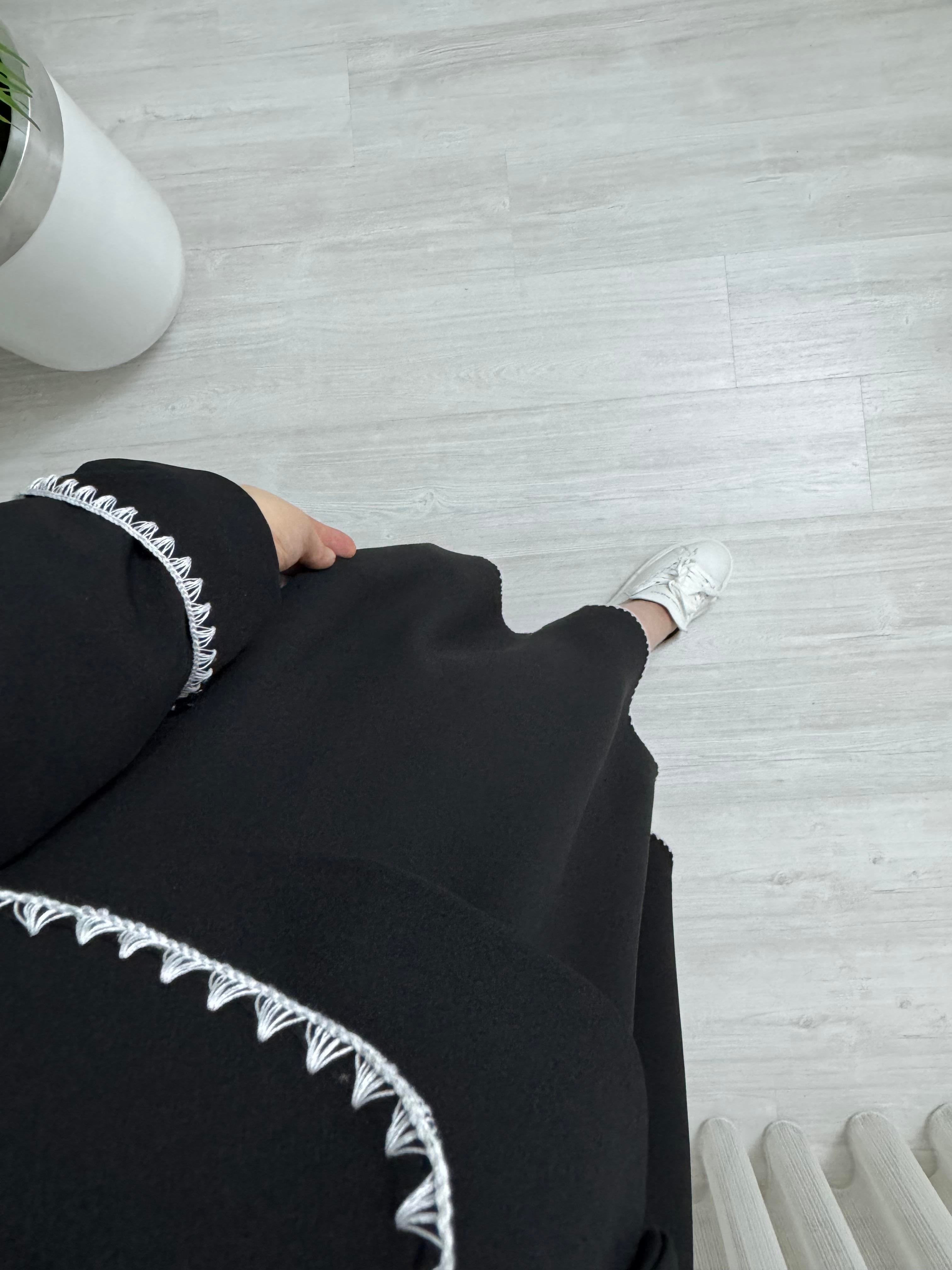 Line Midye Etekli Takım Siyah