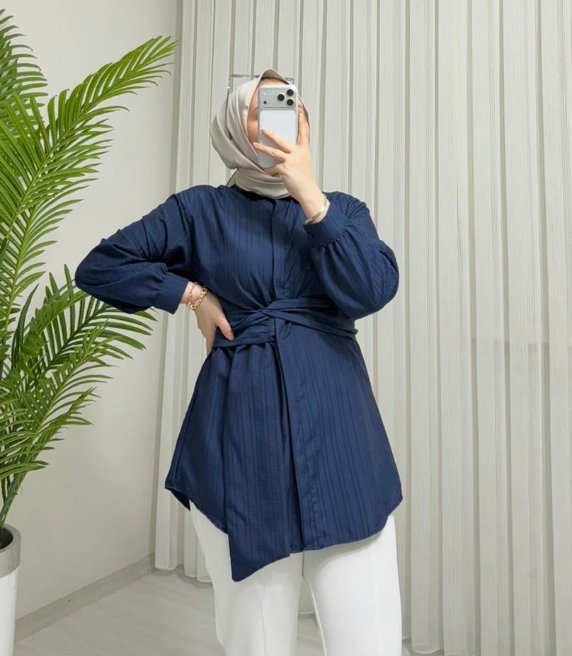 Newshe Florlu Bağlamalı Tunik Lacivert