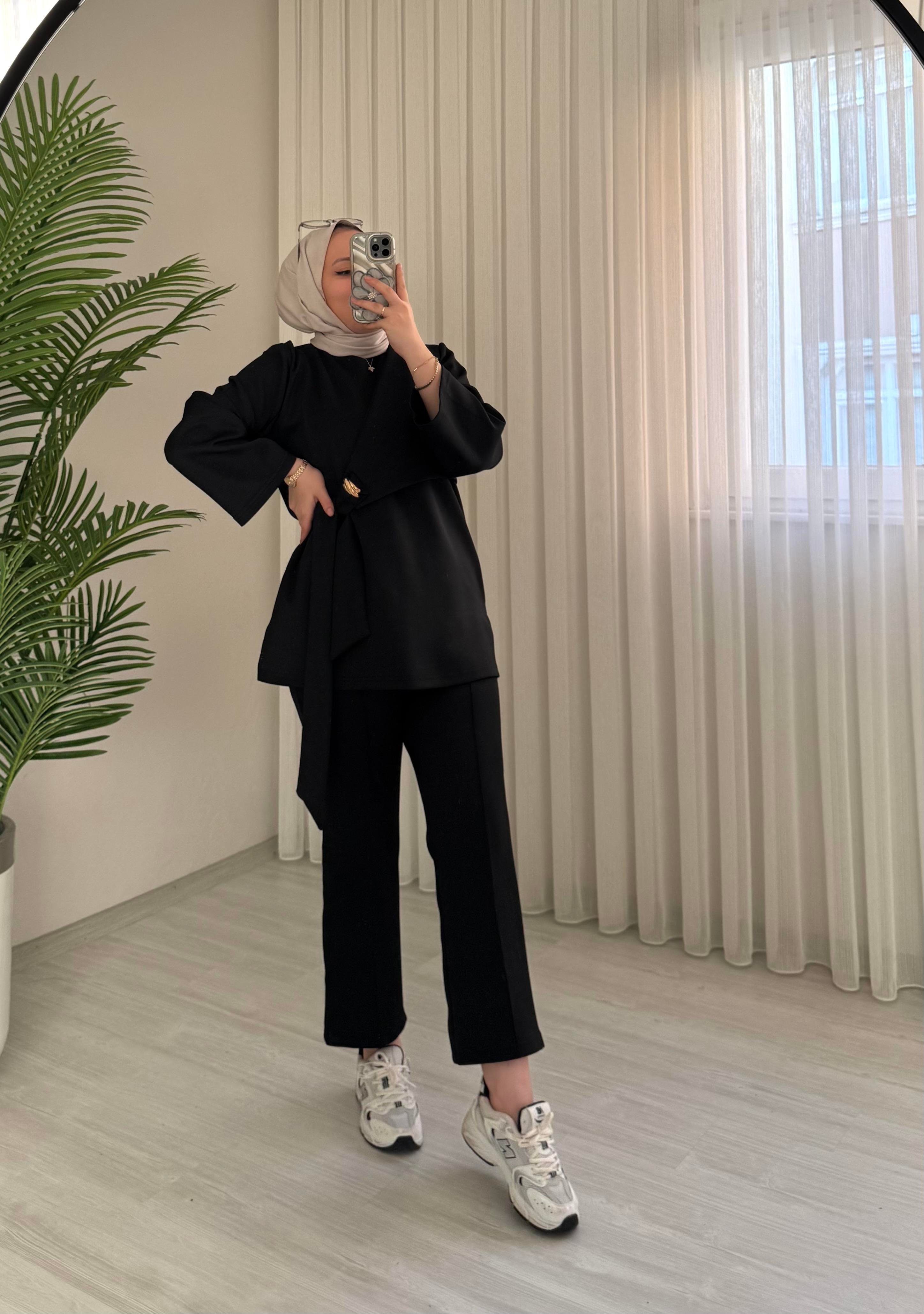 Newshe Scuba Bağlama Detaylı Çımalı Takım Siyah