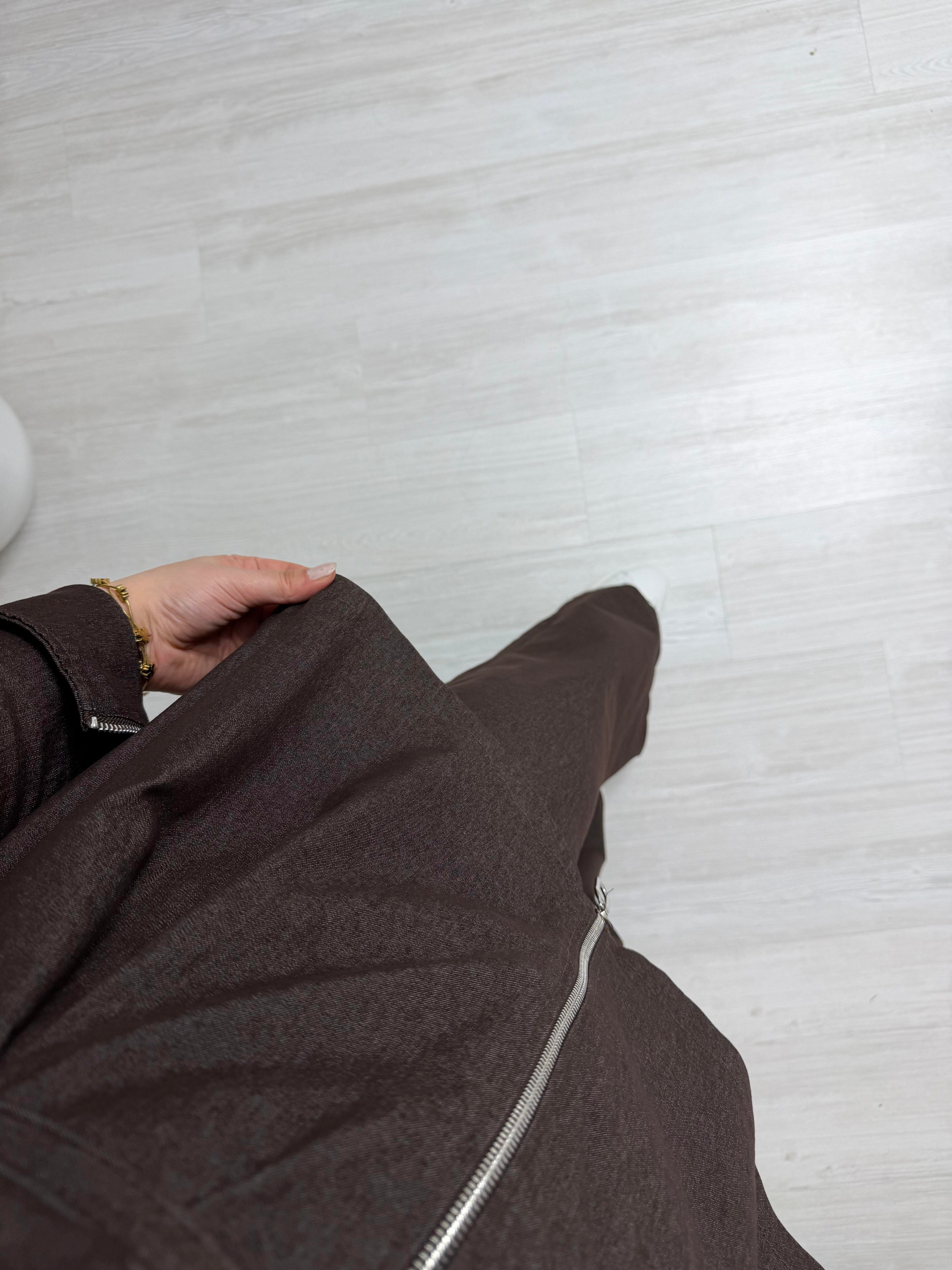 Plise Kol Bilekleri Fermuarlı Kot Takım Kahve