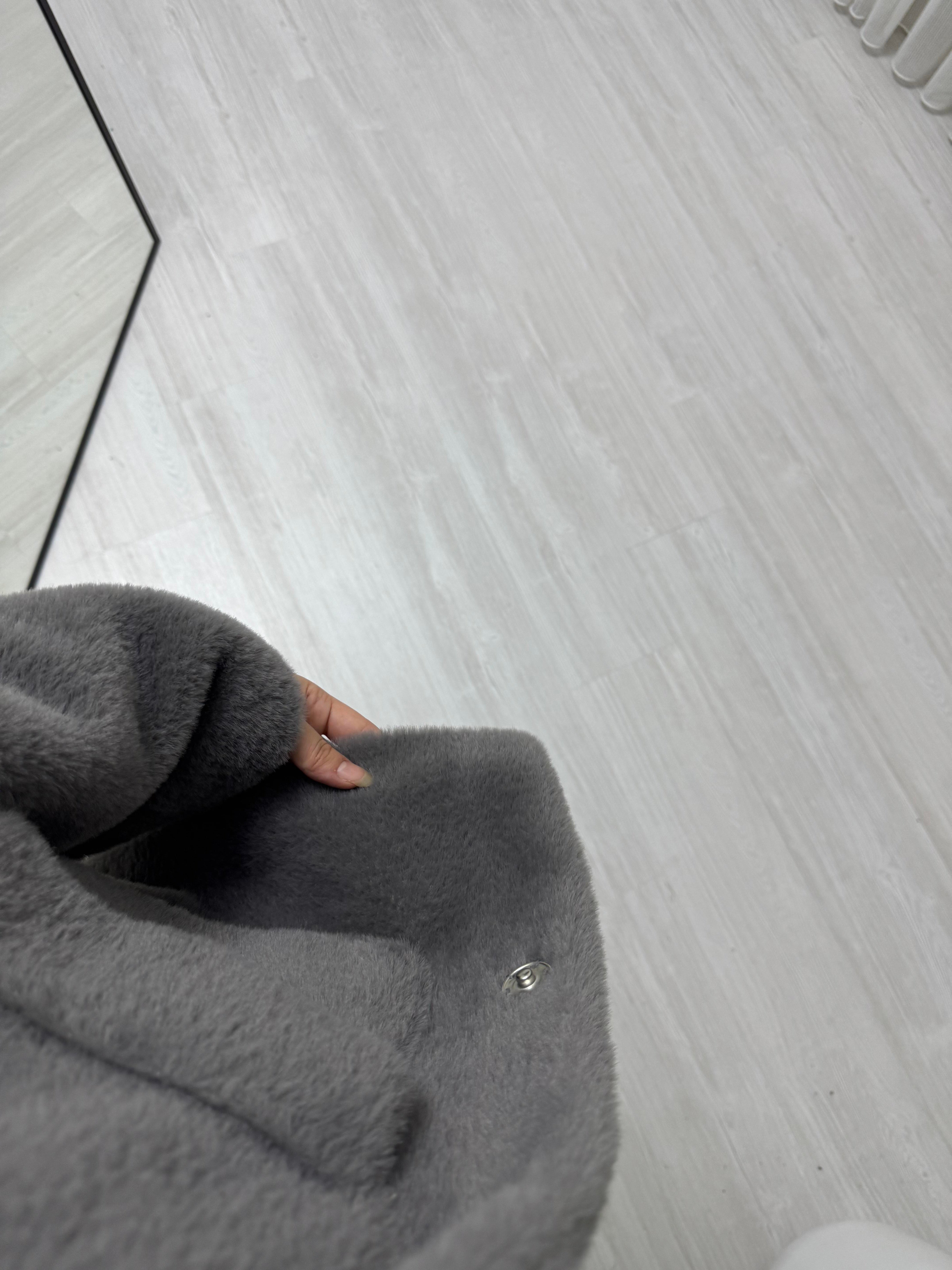 Poli Çıtlı Angora Astarlı Kaban Antrasit