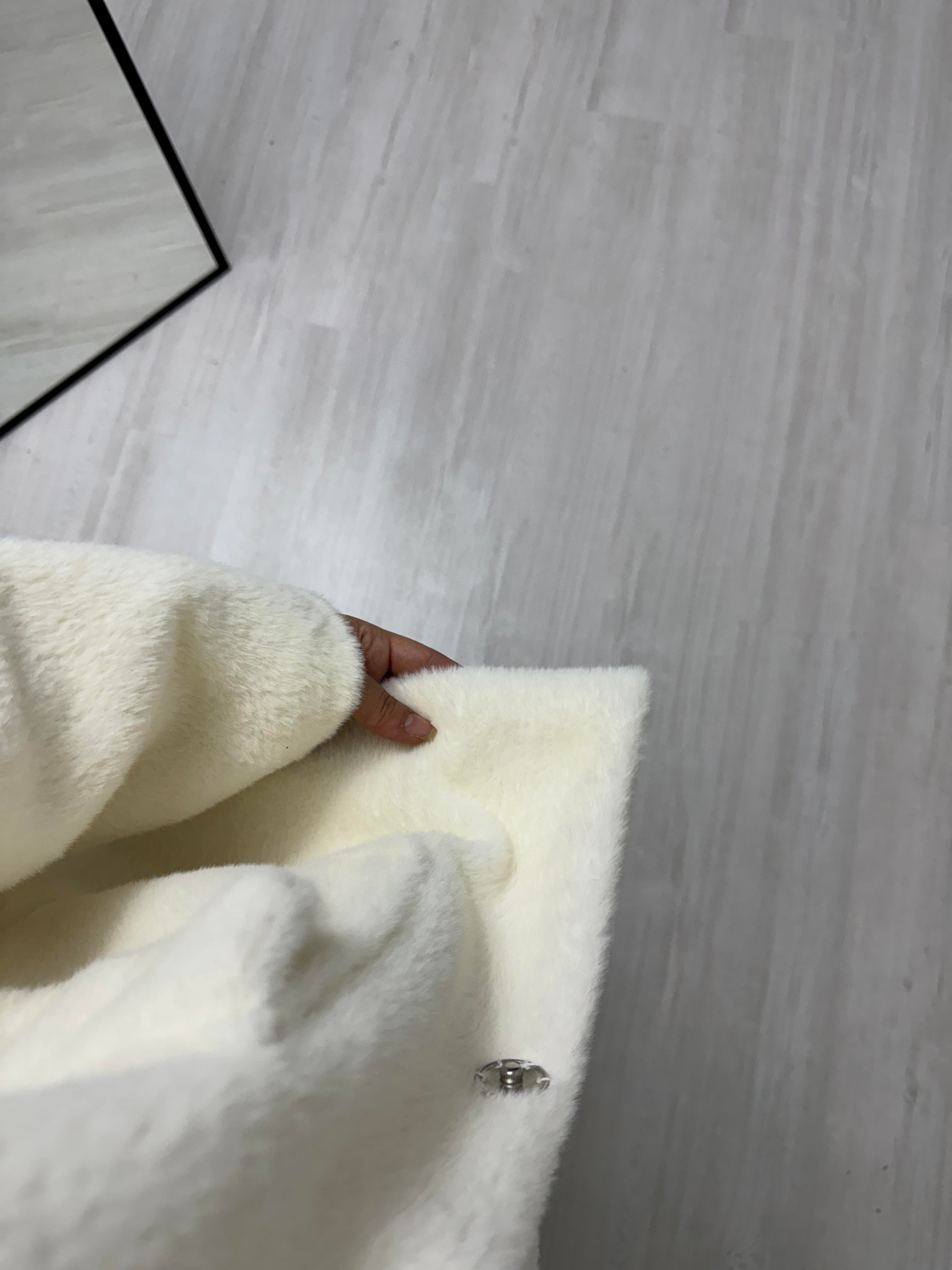 Poli Çıtlı Angora Astarlı Kaban Ekru