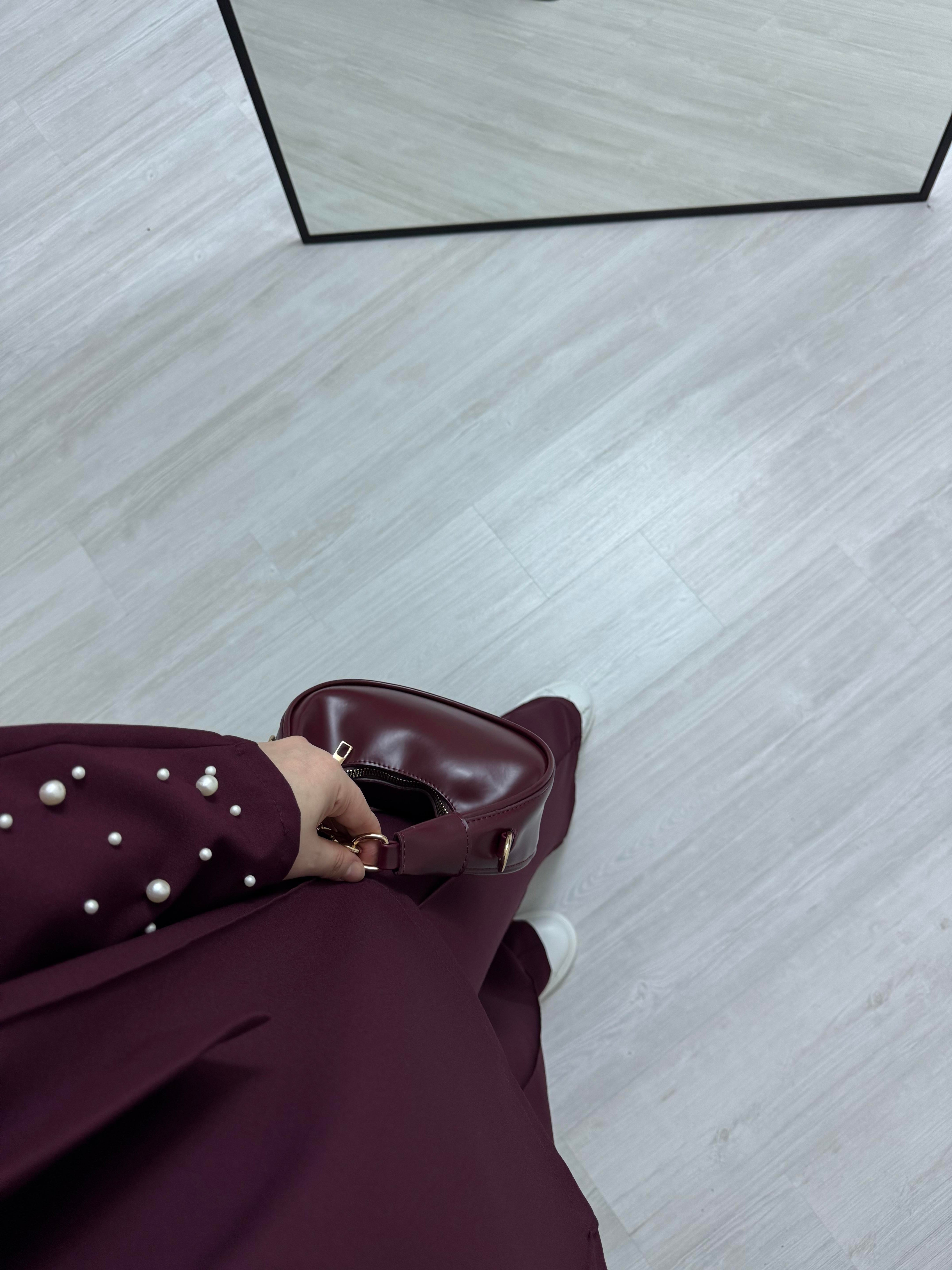 Poli Krep Omzu İnci Taşlı Takım Bordo