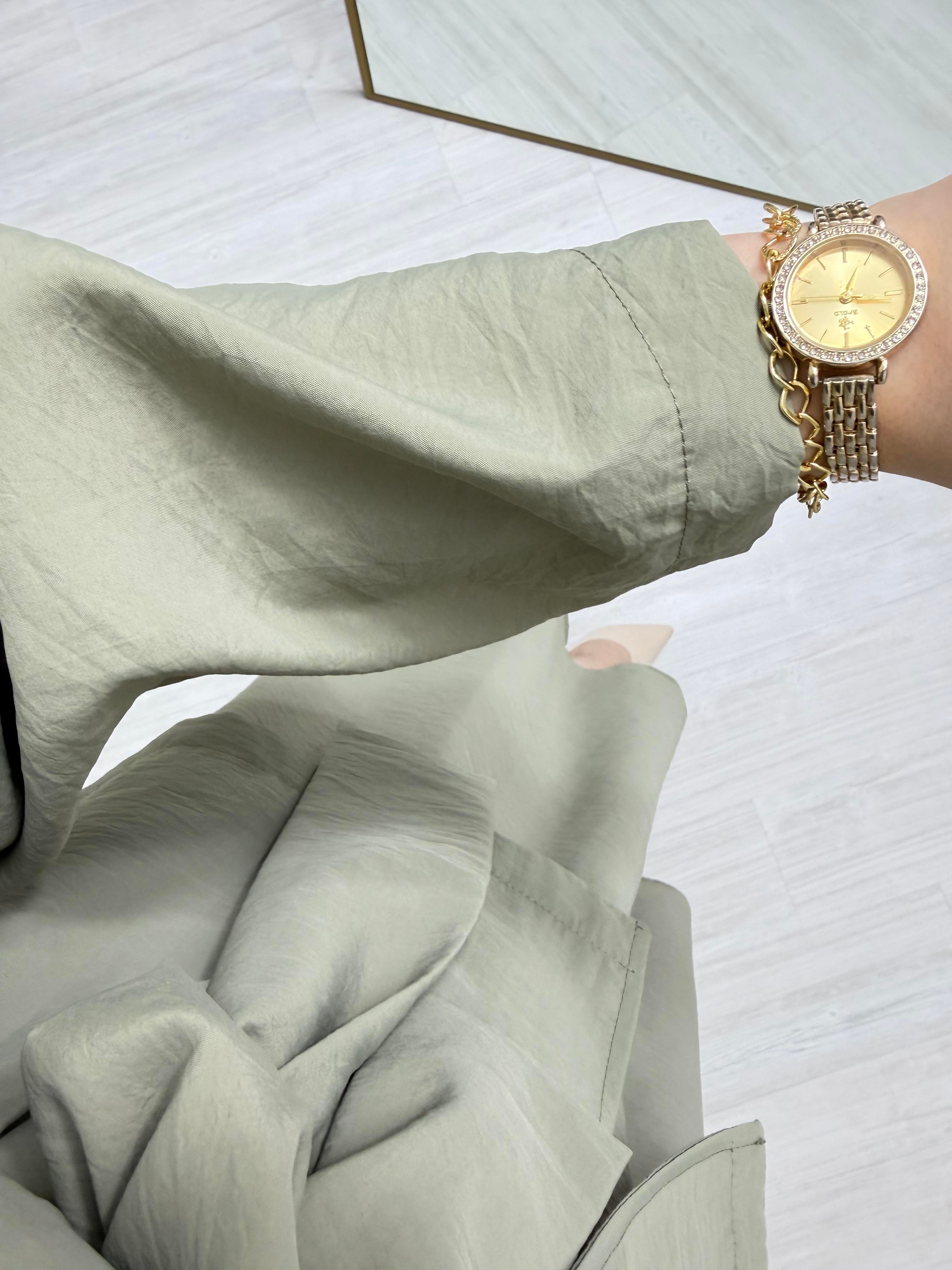 Sole Kupra Gold Düğmeli Kupra Etekli Takım Mint Yeşili