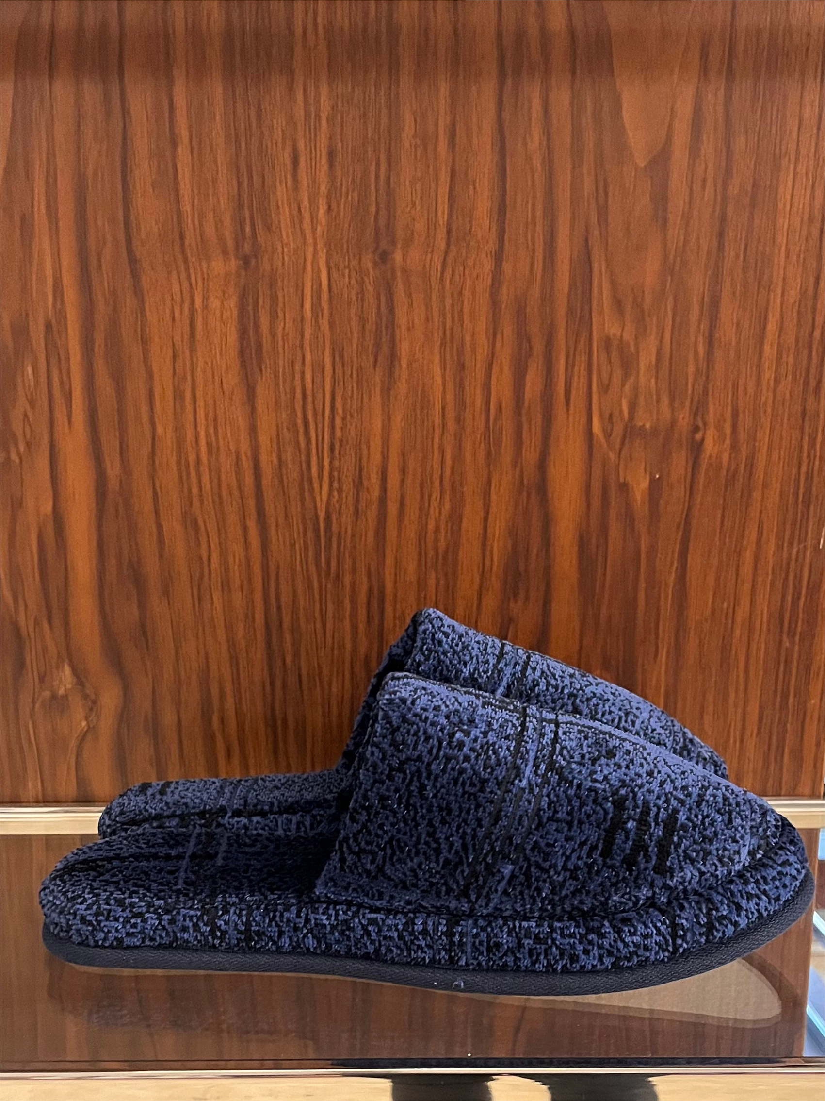 Homelover %100 Pamuk Kalın Tabanlı Yumuşak Havlu Kumaş Unisex Ev Terliği 
