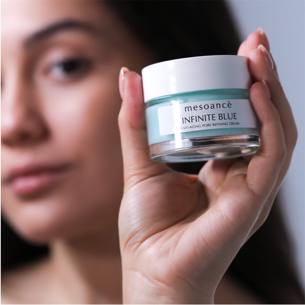 Infinite Blue Cilt Tonu Eşitleyici Aydınlatıcı Nemlendirici Yüz Bakım Kremi 50ML