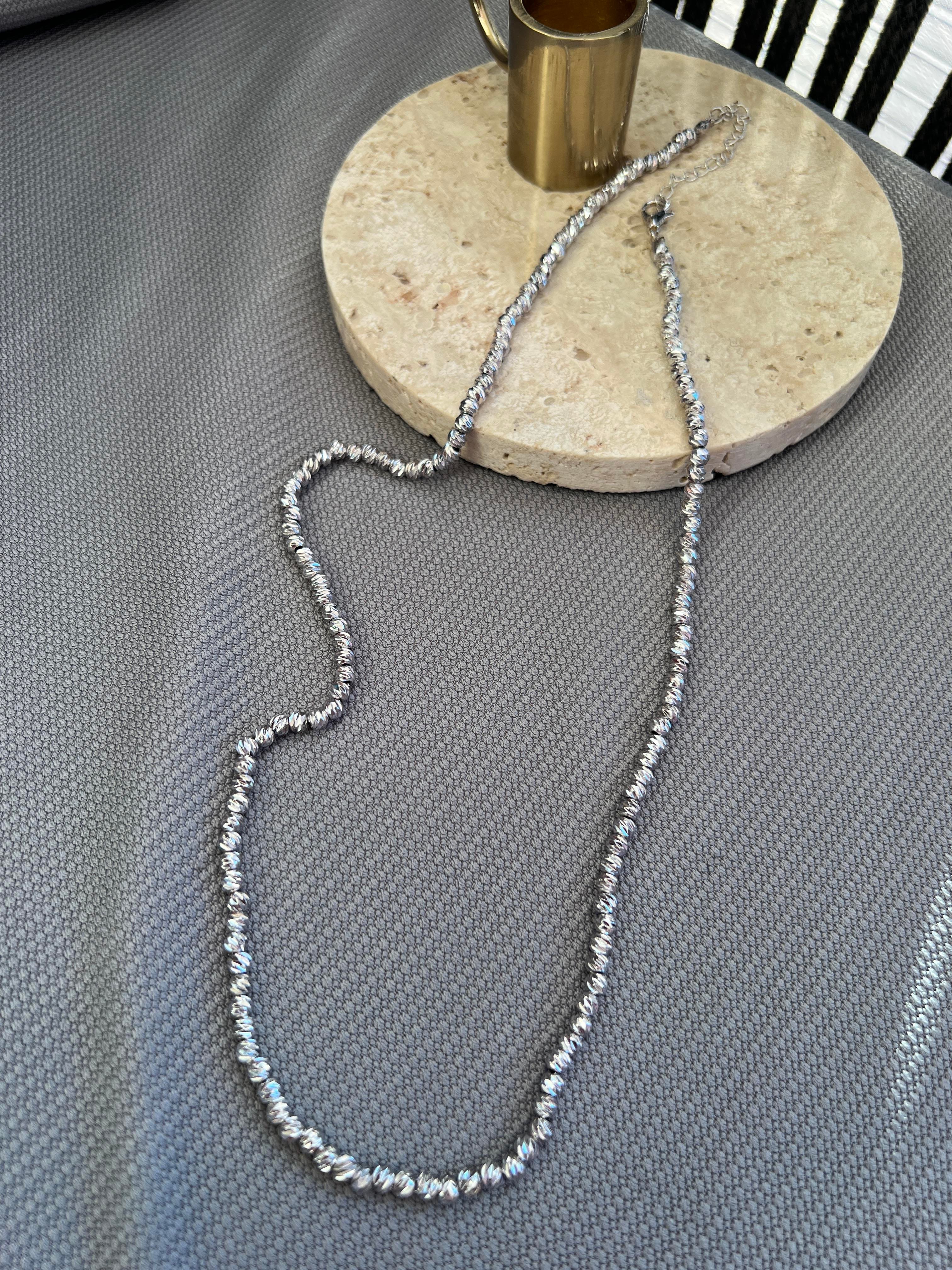 50 CM GÜMÜŞ RENK DORİKA KOLYE