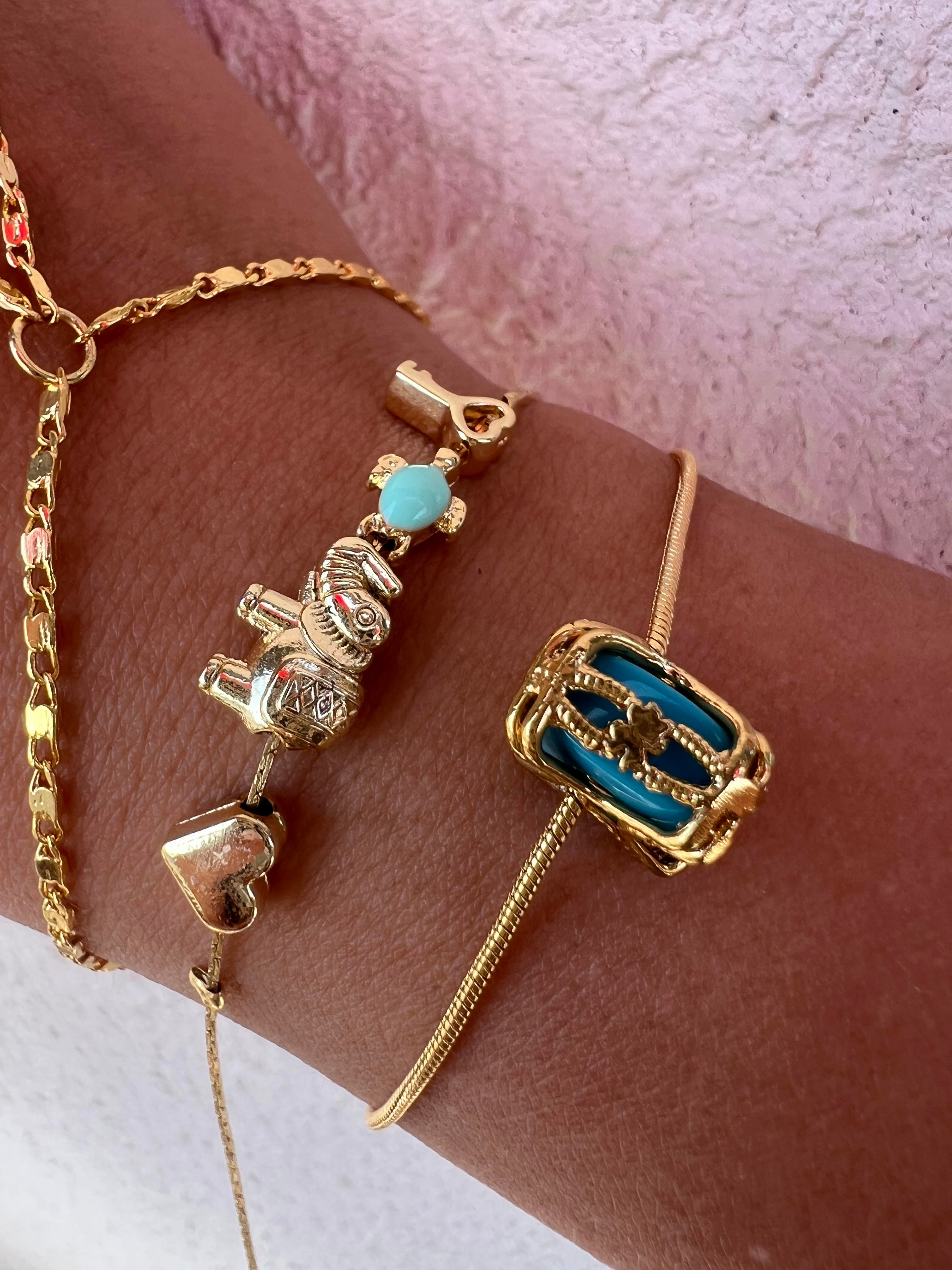 ALTIN MODEL TASARIM (EV ARABA AŞK ŞANS)