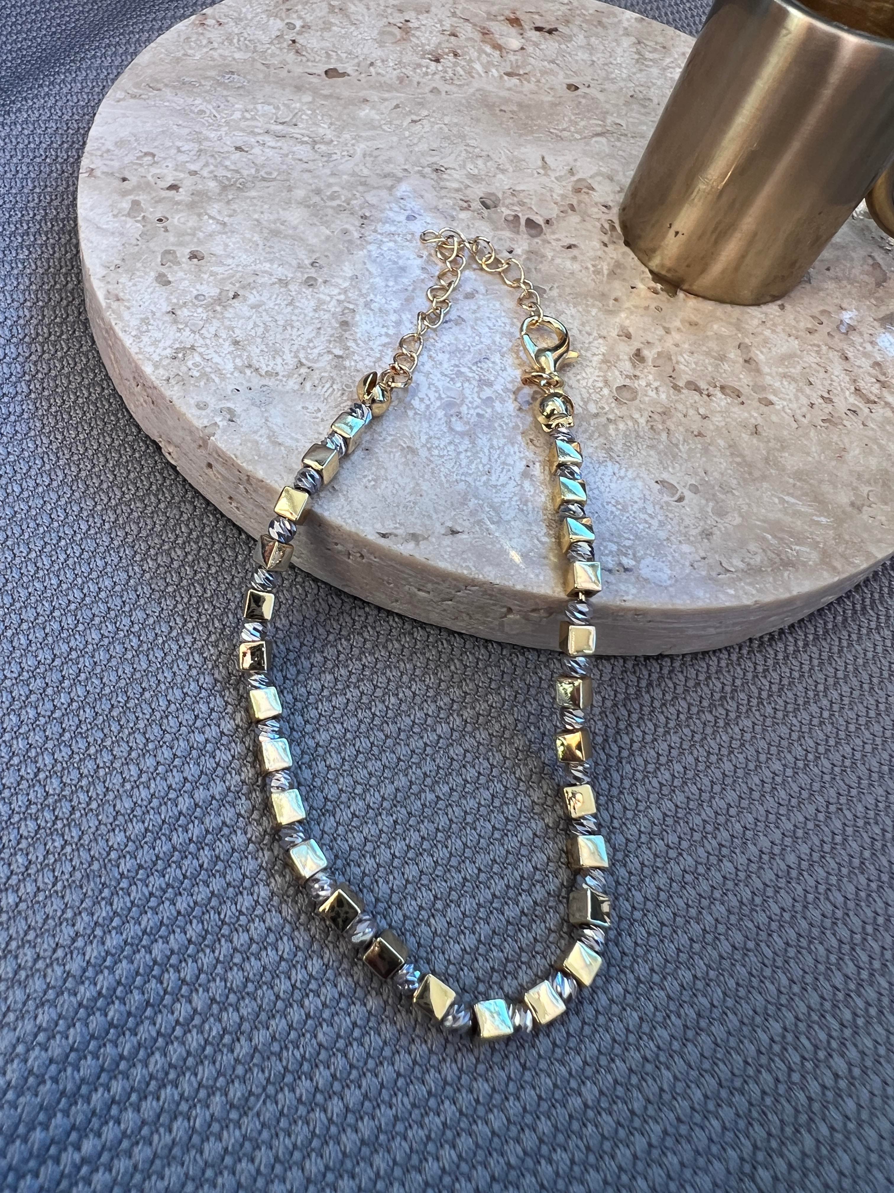 GOLD KÜP GÜMÜŞ DORİKA BİLEKLİK