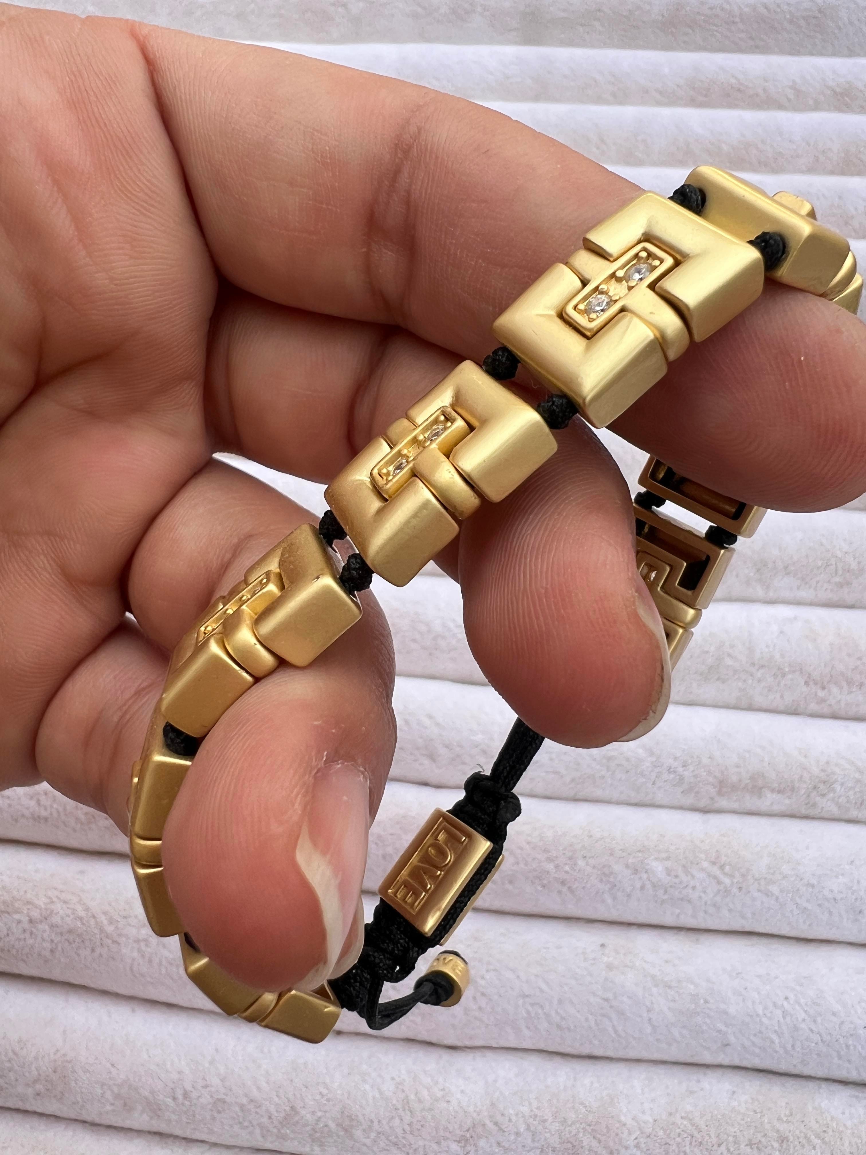 MAT İP MRK BİLEKLİK