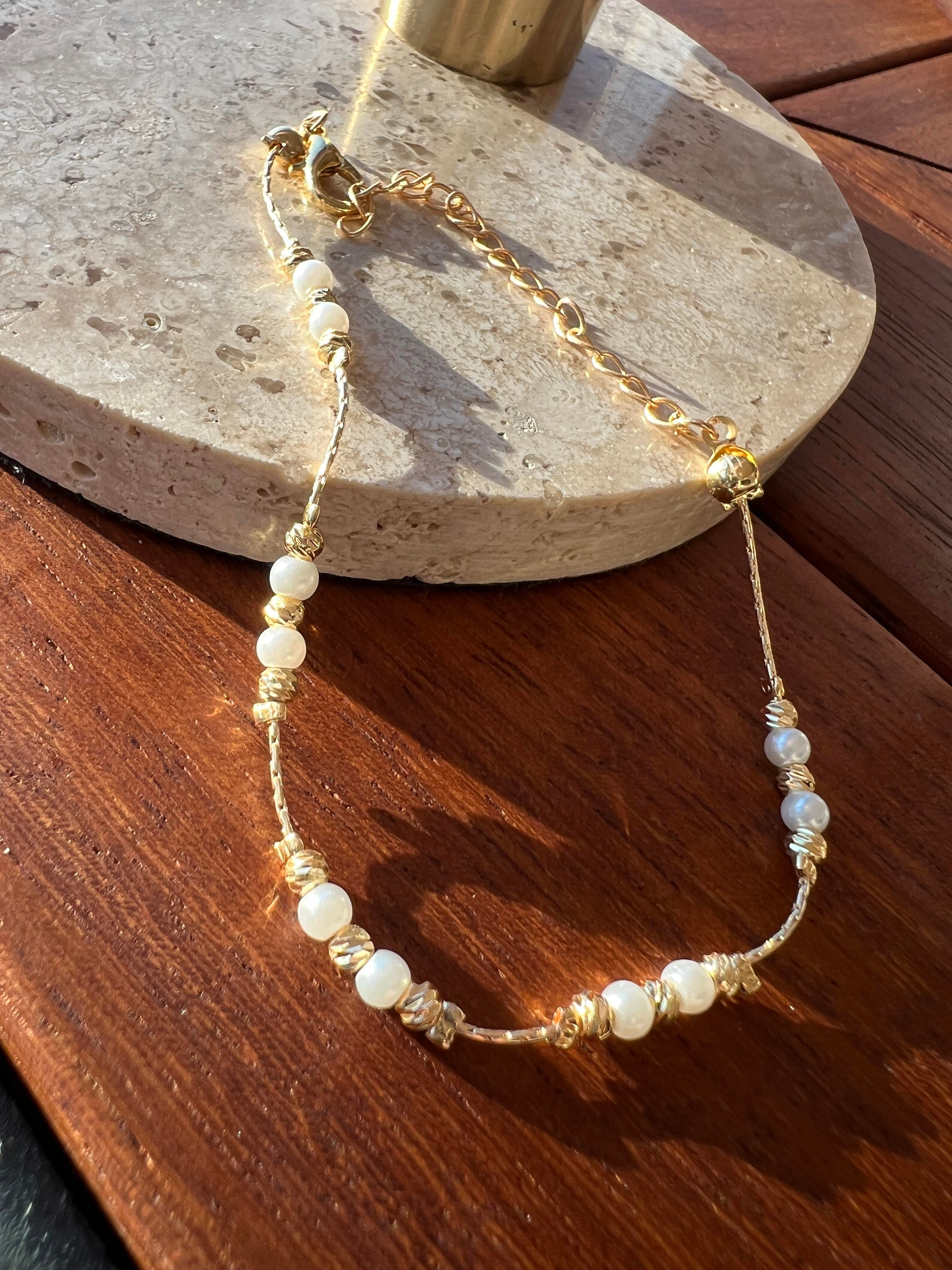 MİNİMAL İNCİ TEL DORİKA BİLEKLİK