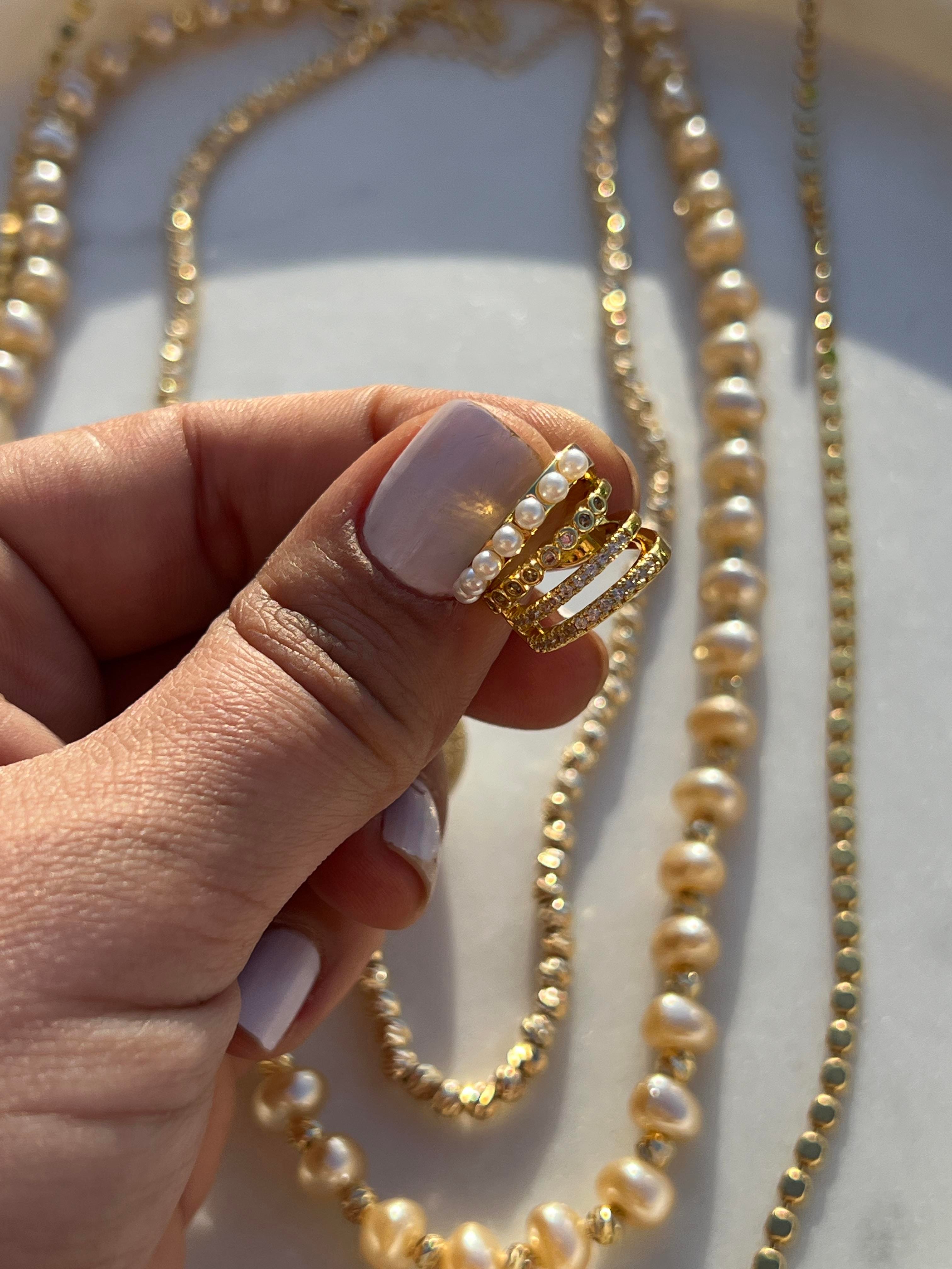 ÖZEL SERİ KIKIRDAK KÜPE