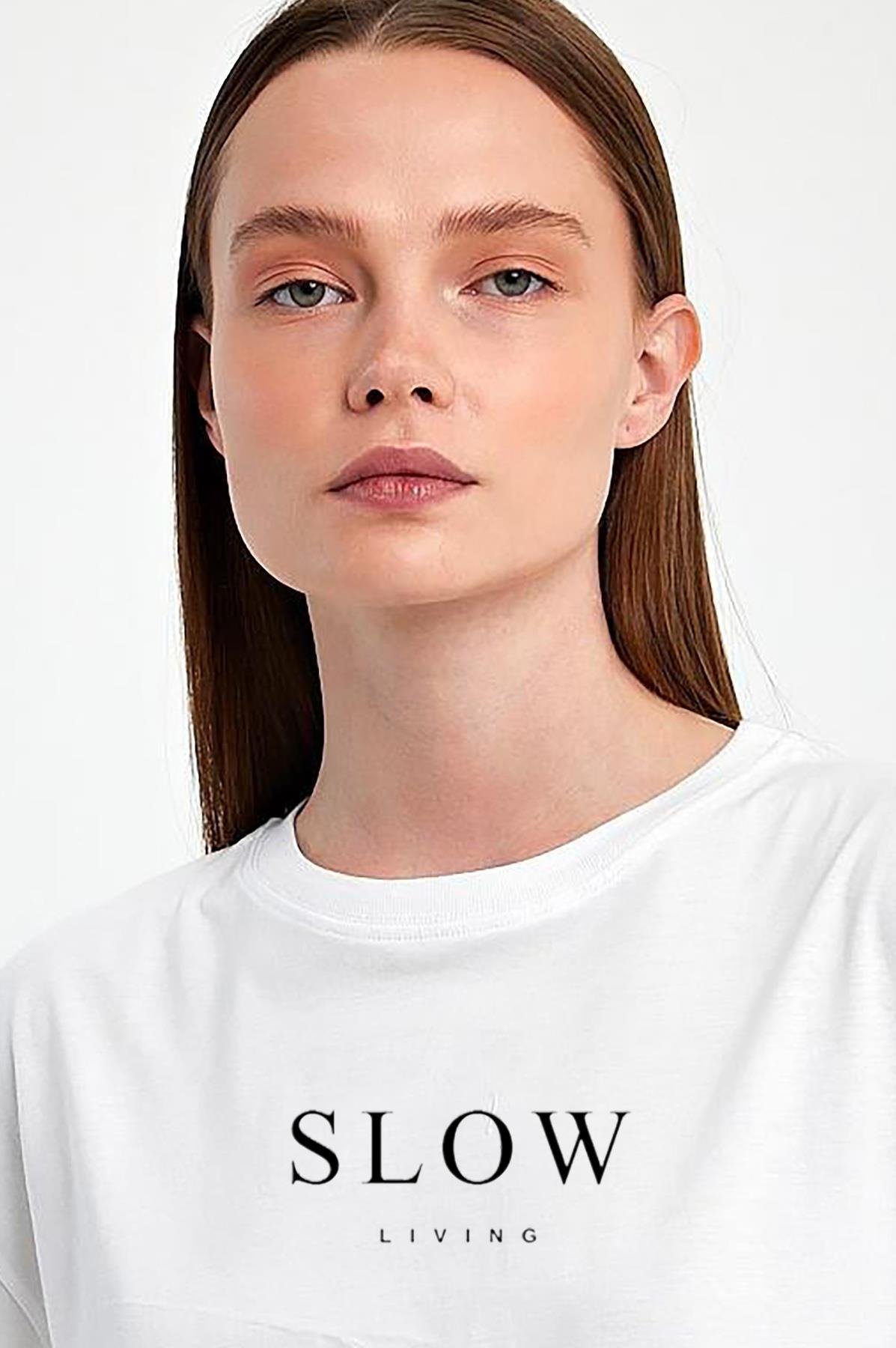 FİHA/2069-KADIN BASKILI OVERSIZE T-SHIRT - BEYAZ