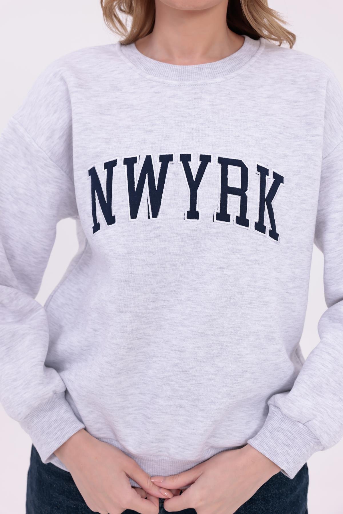 FİHA/2096-NWYRK NAKIŞLI OVERSIZE BİSİKLET YAKA SWEAT - KARMELANJ