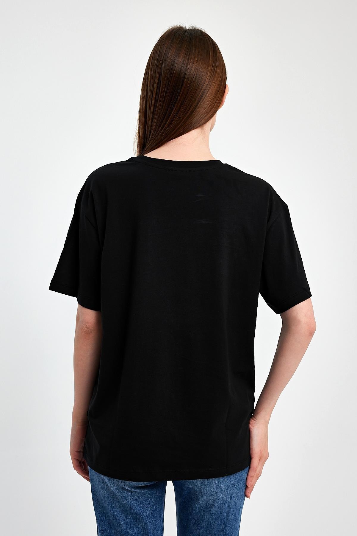 FİHA/2511-UNİSEX OVERSIZE BASKILI SIFIR YAKA TSHIRT - SİYAH