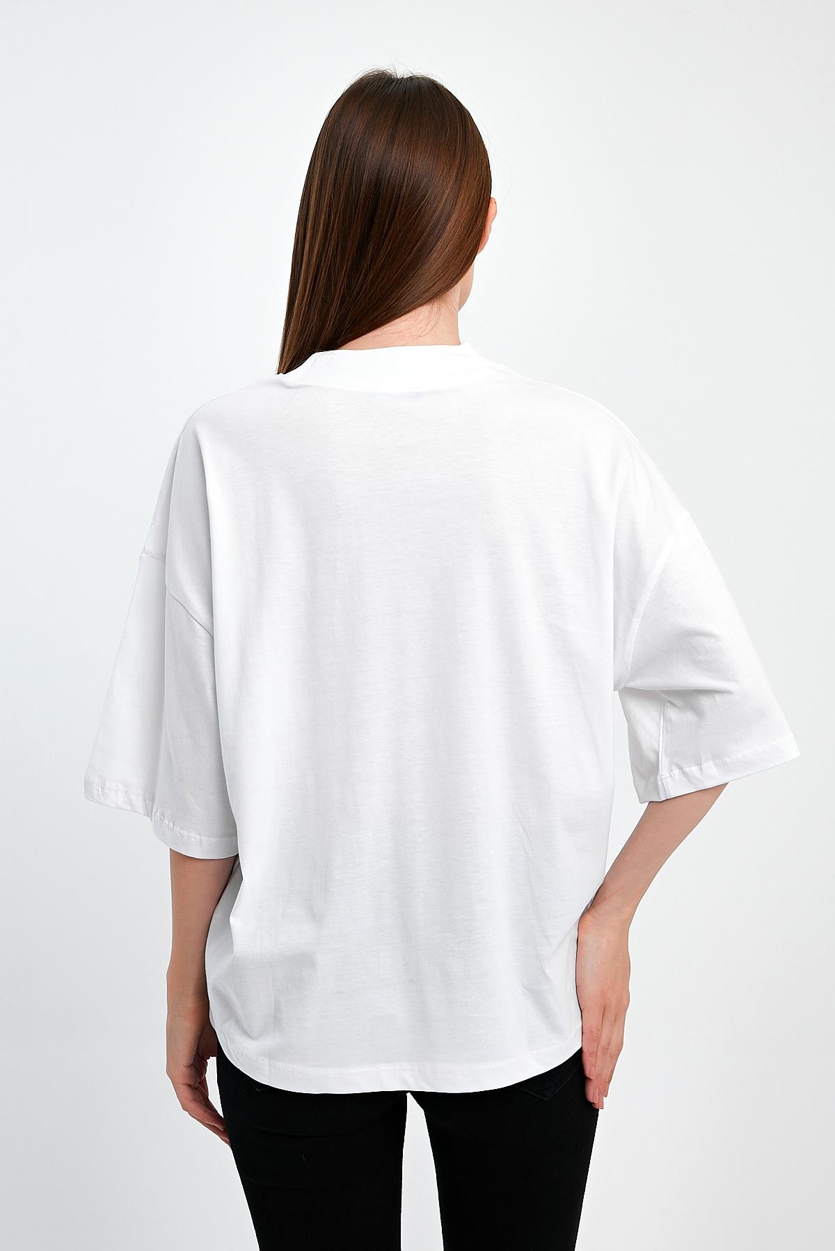 FİHA/3012-KADIN YARIM BALIKCI YAKA KISA KOL T-SHIRT - BEYAZ