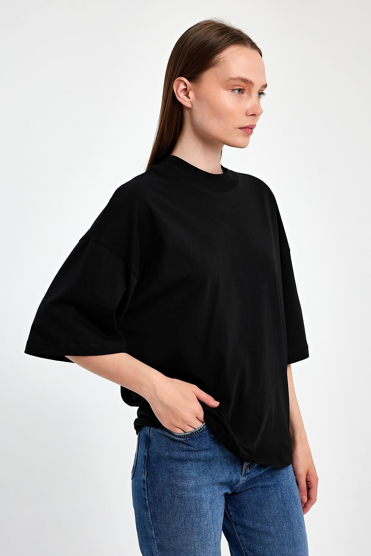 FİHA/3012-KADIN YARIM BALIKCI YAKA KISA KOL T-SHIRT - SİYAH