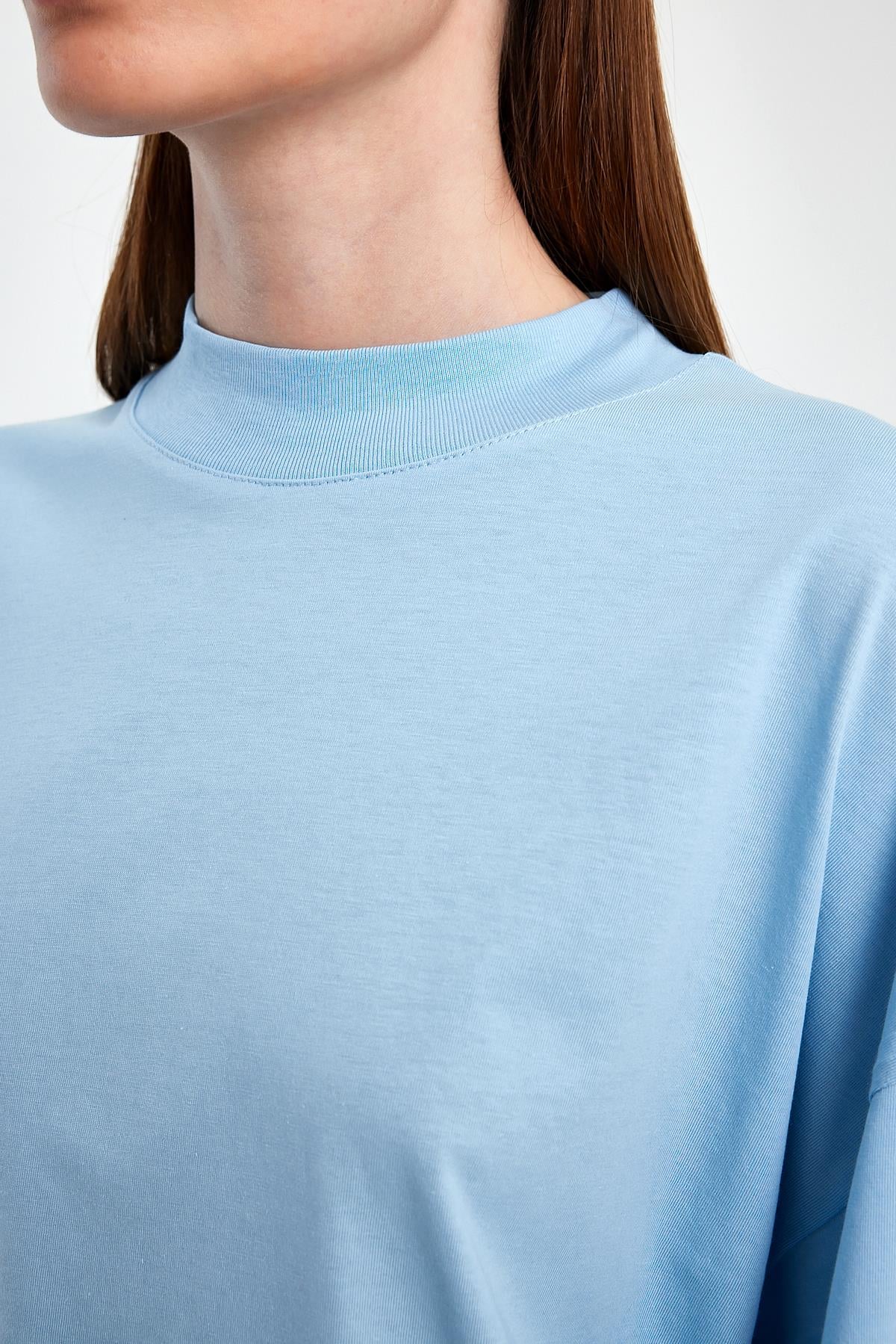 FİHA/3012-KADIN YARIM BALIKCI YAKA KISA KOL T-SHIRT - AİRY BLUE