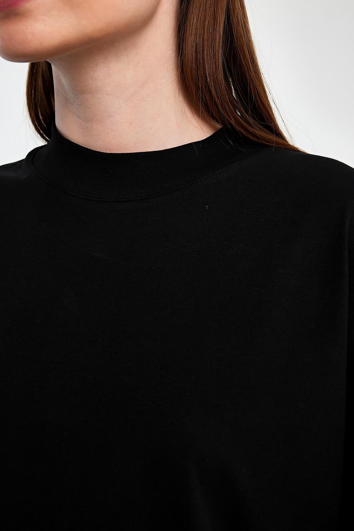FİHA/3012-KADIN YARIM BALIKCI YAKA KISA KOL T-SHIRT - SİYAH