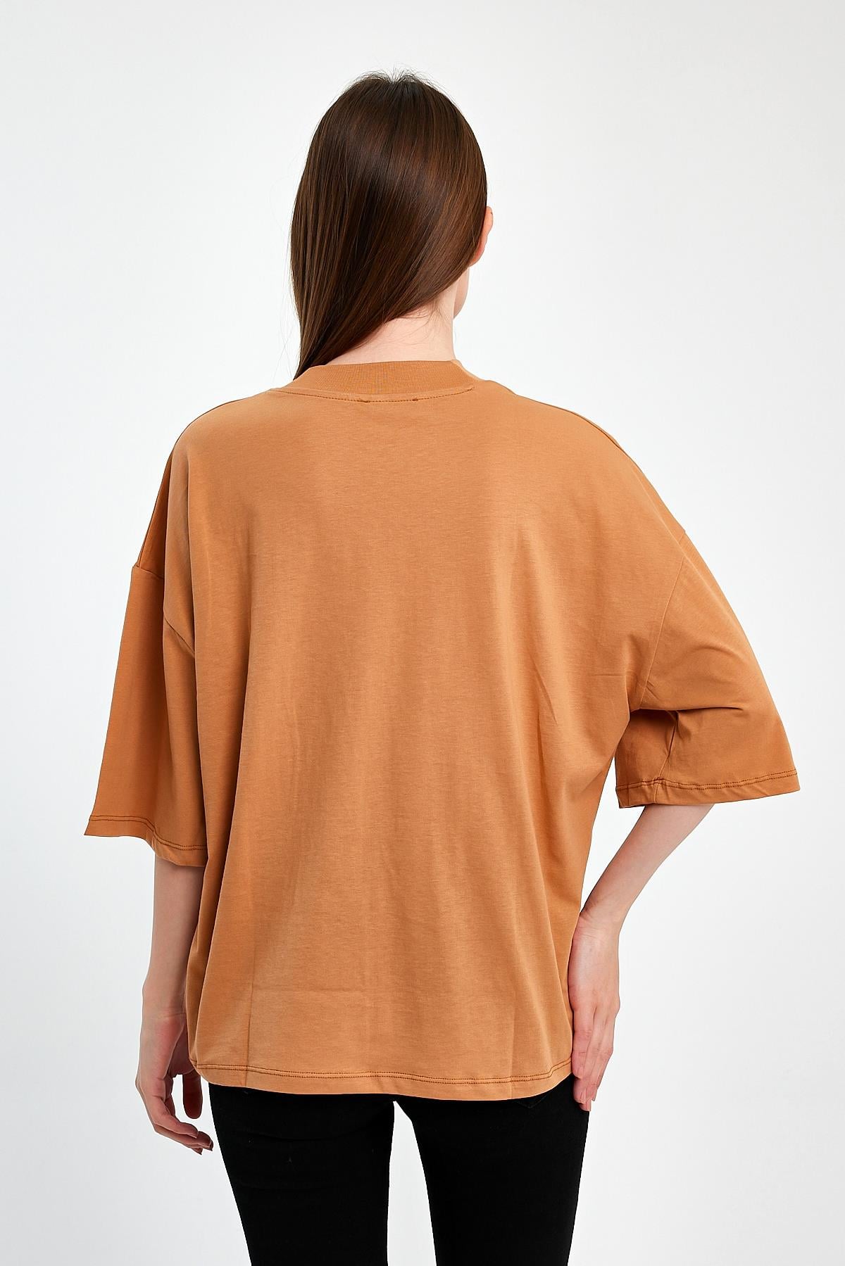 FİHA/3012-KADIN YARIM BALIKCI YAKA KISA KOL T-SHIRT - MACCHIATO