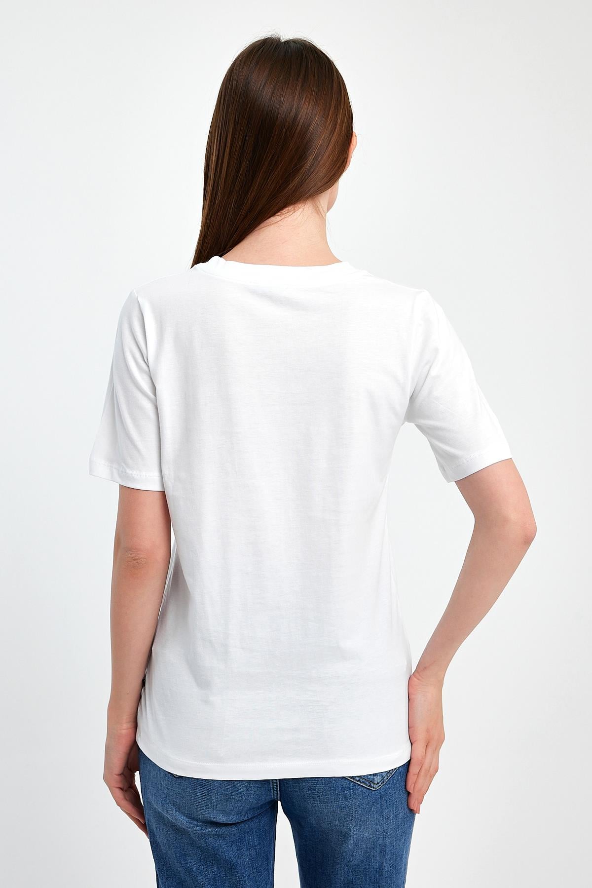 FİHA/3015-KADIN SIFIR YAKA T-SHIRT - BEYAZ