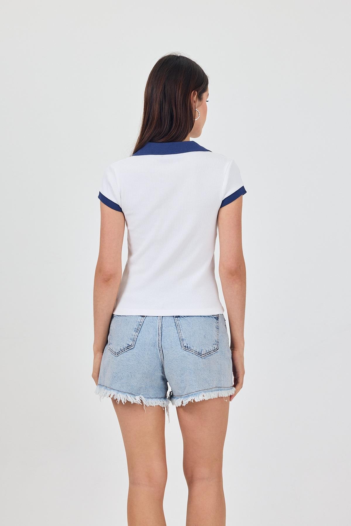 FİHA/3044-KADIN KAŞKORSE POLO YAKA TSHIRT - BEYAZ