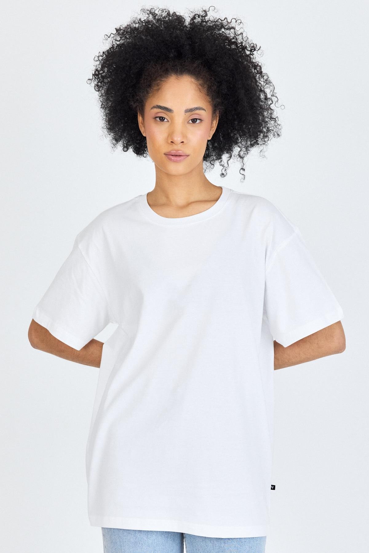 FİHA/3099-UNISEX OVERSIZE SIFIR YAKA TSHIRT - BEYAZ