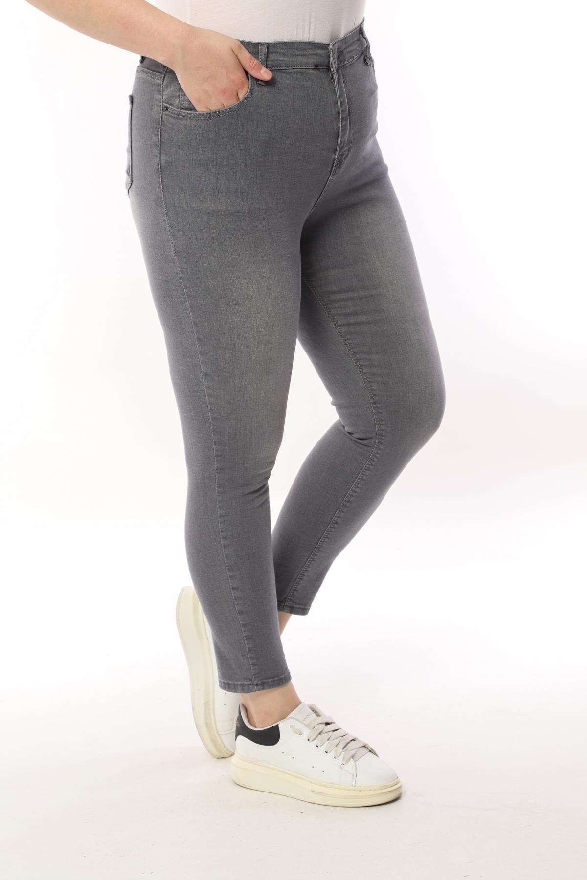 FİHA/4026-KADIN BATTAL TAŞLAMALI JEANS - GRİ