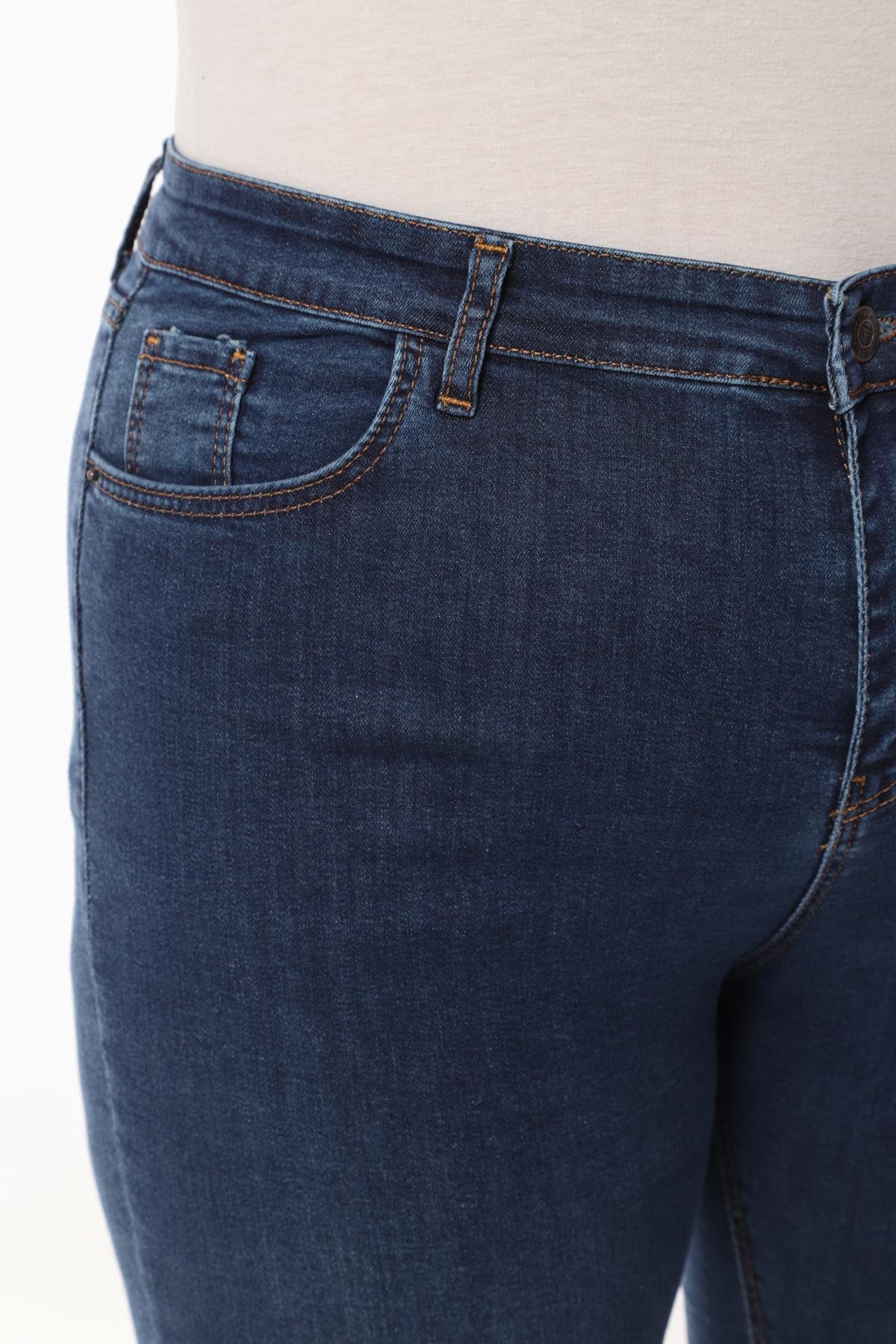 FİHA/4026-KADIN BATTAL TAŞLAMALI JEANS - KOYU MAVİ