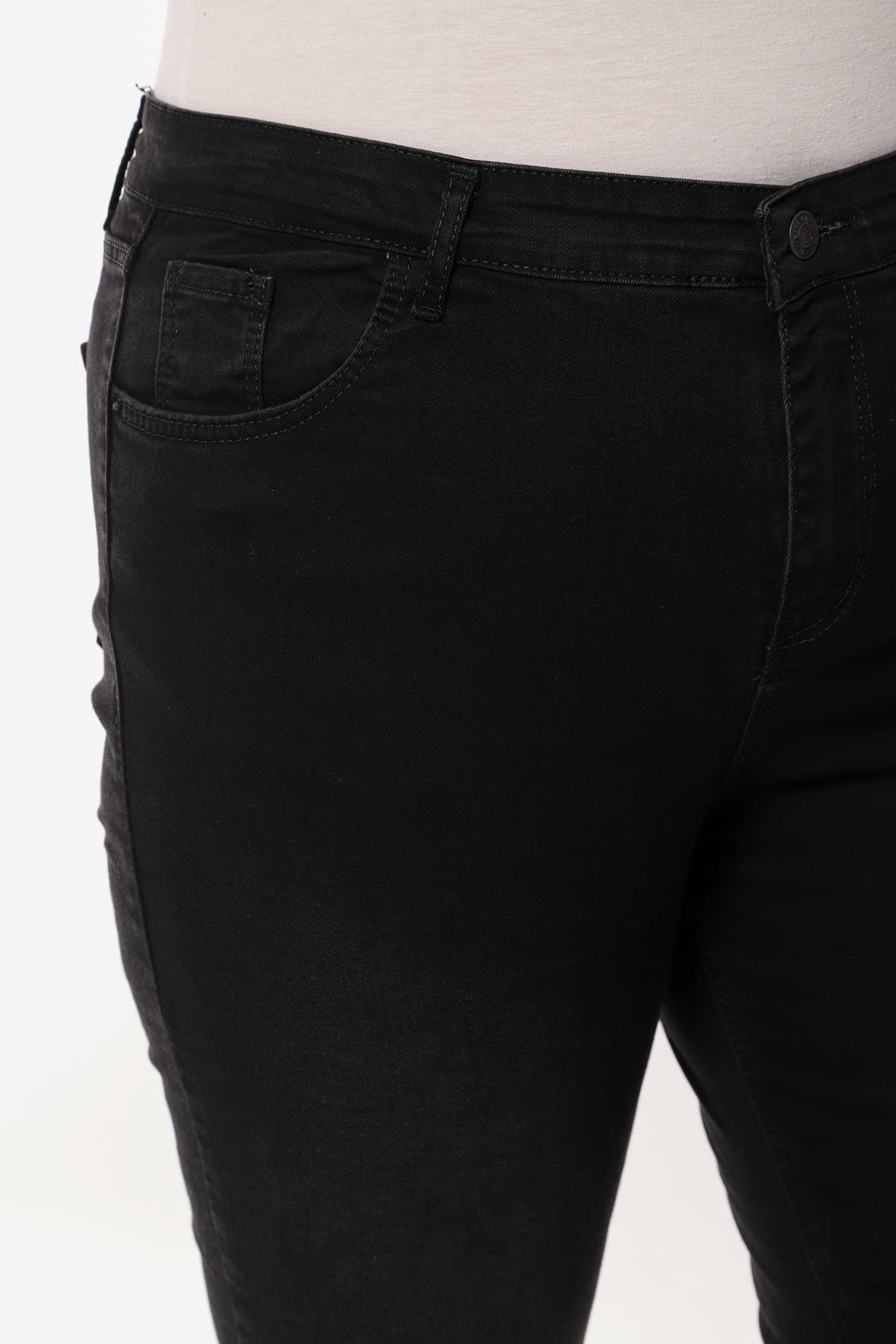 FİHA/4026-KADIN BATTAL TAŞLAMALI JEANS - SİYAH