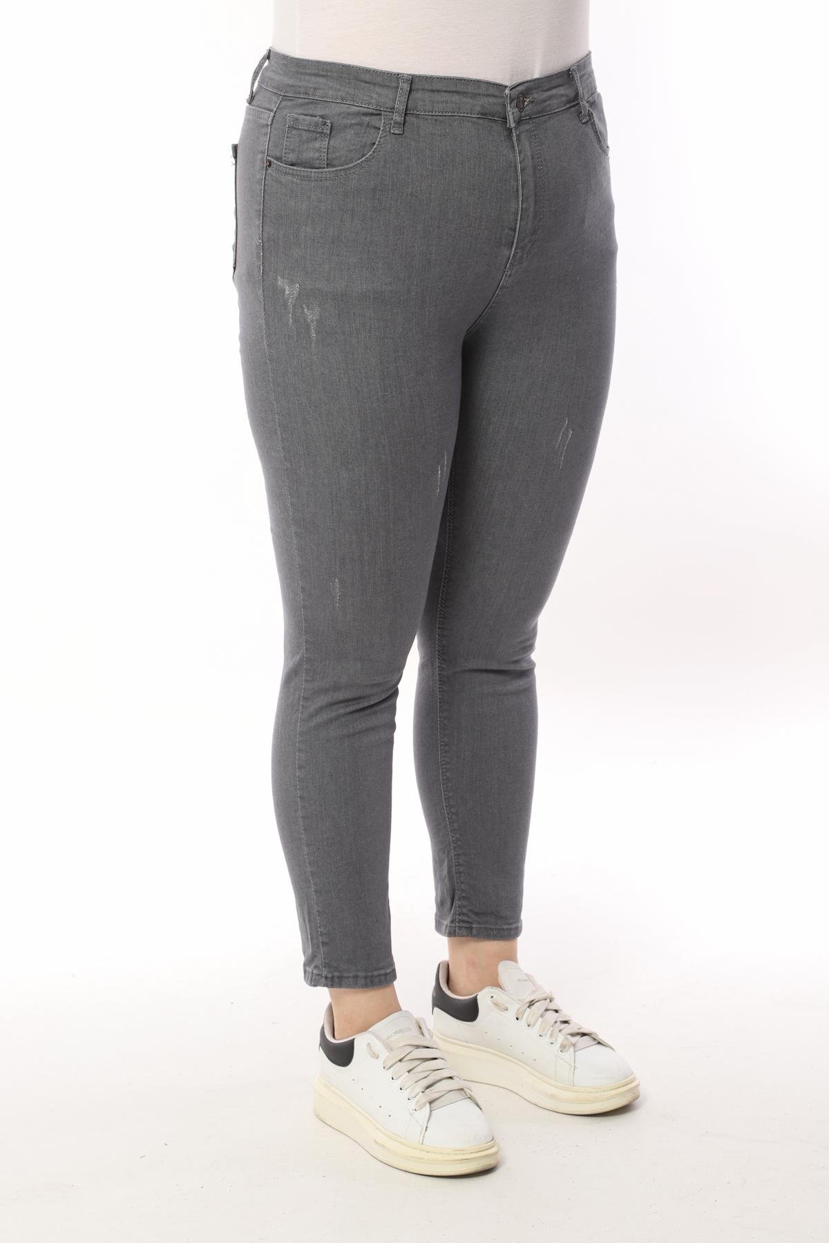 FİHA/4031-KADIN BATTAL TIRNAKLI TAŞLAMALI JEANS - GRİ