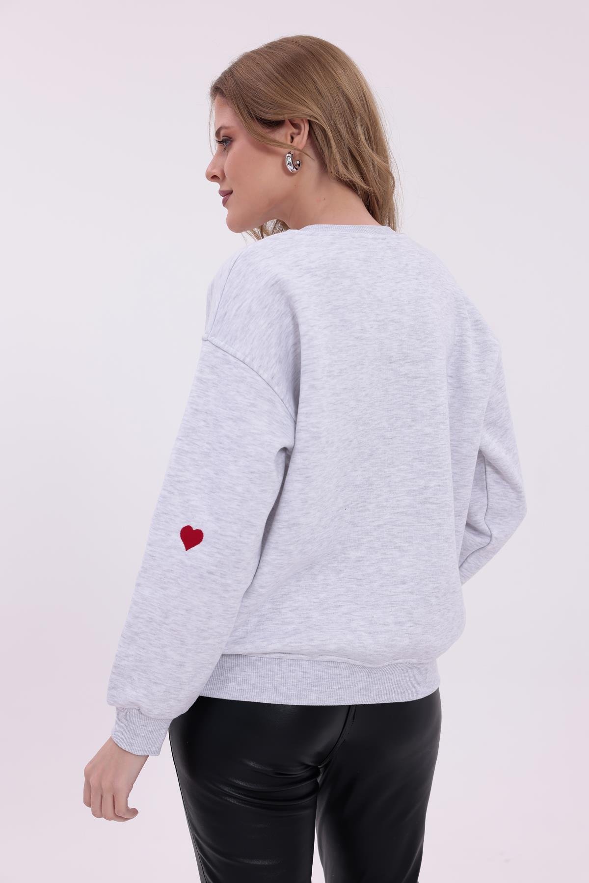 FİHA/5031-KADIN NAKIŞLI 3 İPLİK ŞARDONLU SWEAT - KARMELANJ