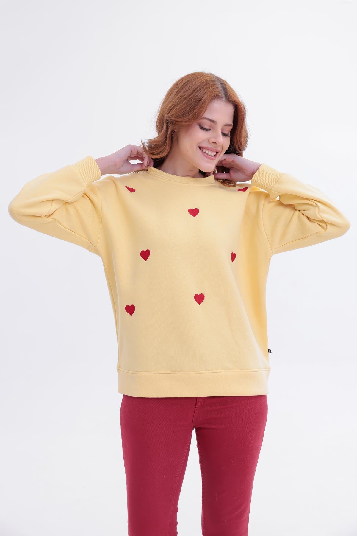 FİHA/5031-KADIN NAKIŞLI 3 İPLİK ŞARDONLU SWEAT - SARI