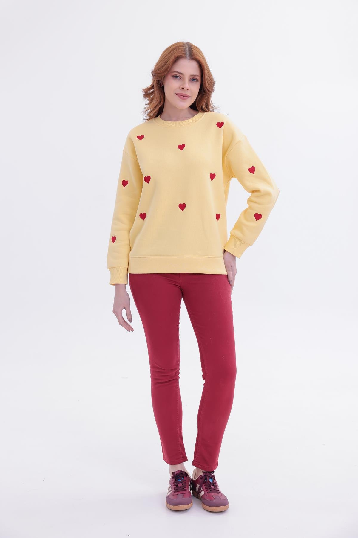 FİHA/5031-KADIN NAKIŞLI 3 İPLİK ŞARDONLU SWEAT - SARI