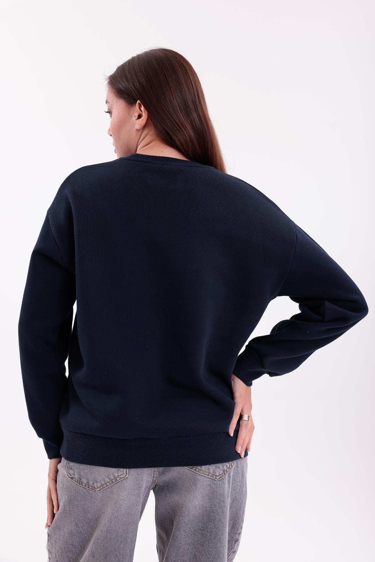 FİHA/5032-KADIN 3 İPLİK ŞARDONLU SIFIR YAKA KALP NAKIŞLI SWEAT - LACİVERT