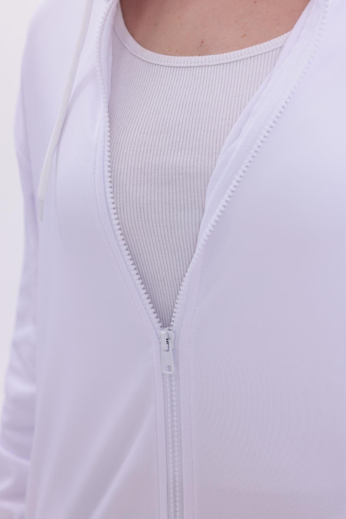 FİHA/5033-AKAT FERMUARLI KAPŞONLU SWEAT - BEYAZ