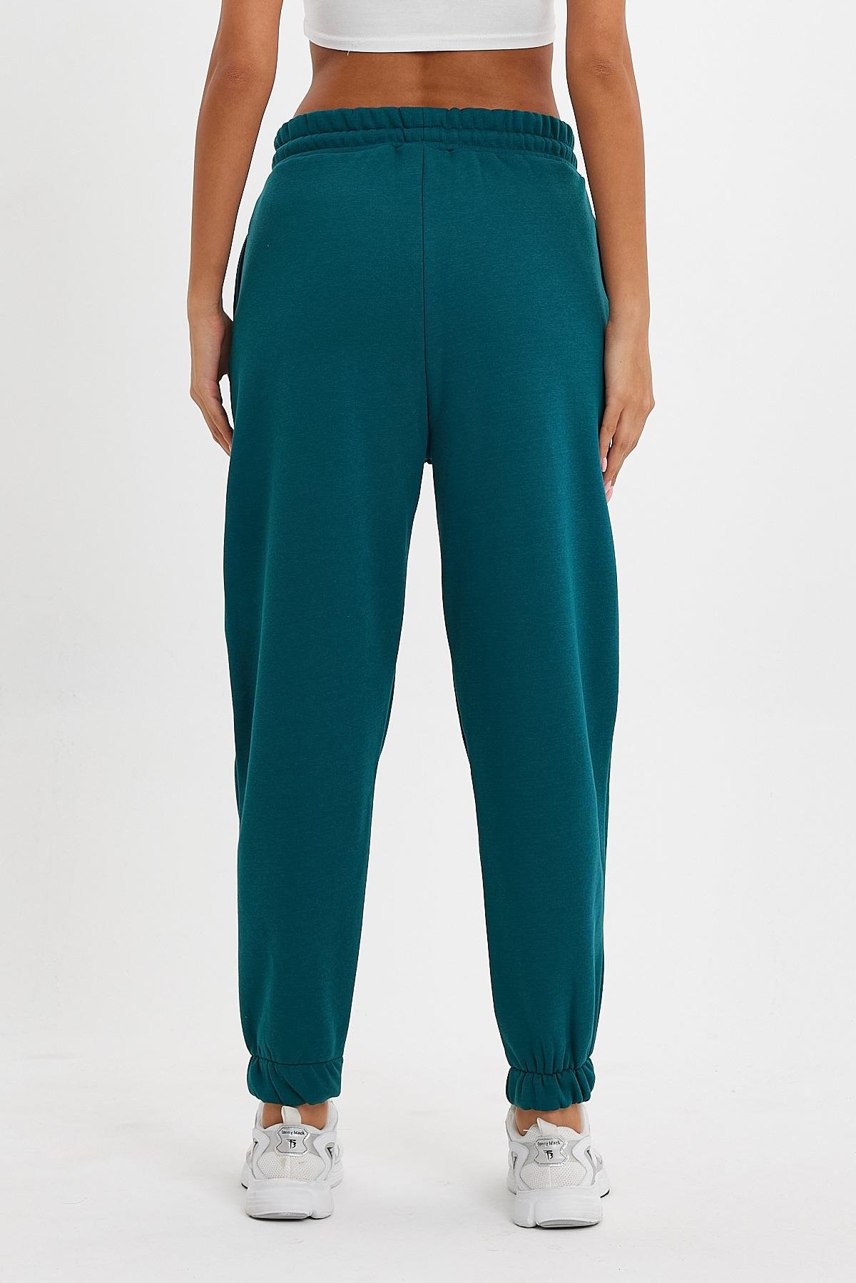 FİHA/5506-KADIN OVERSIZE PAÇA LASTİKLİ EŞOFMAN ALT - KOYU YEŞİL
