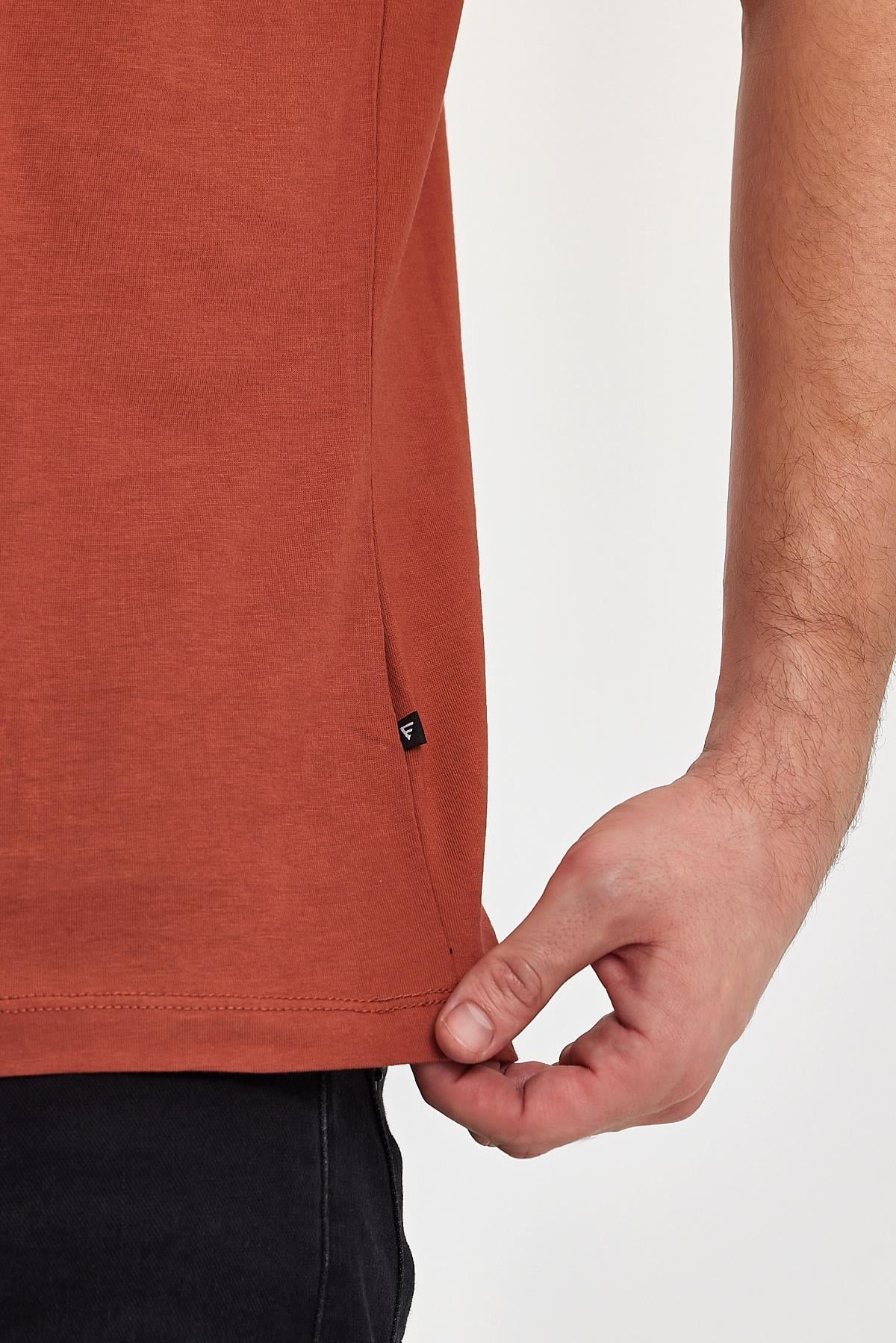 FİHA/7010-ERKEK COMPACT PENYE SIFIR YAKA T-SHIRT - COPPER BROWN
