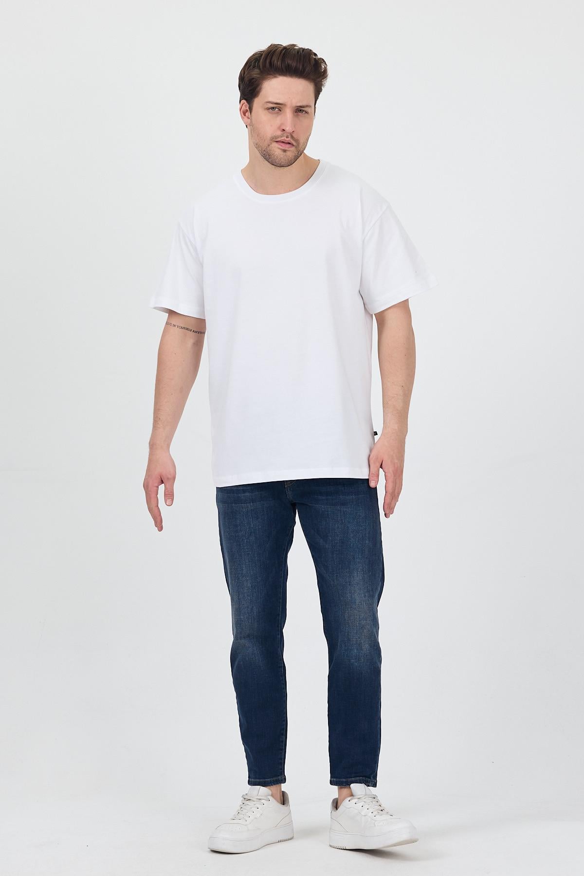 FİHA/7039-UNISEX OVERSIZE SIFIR YAKA TSHIRT - BEYAZ