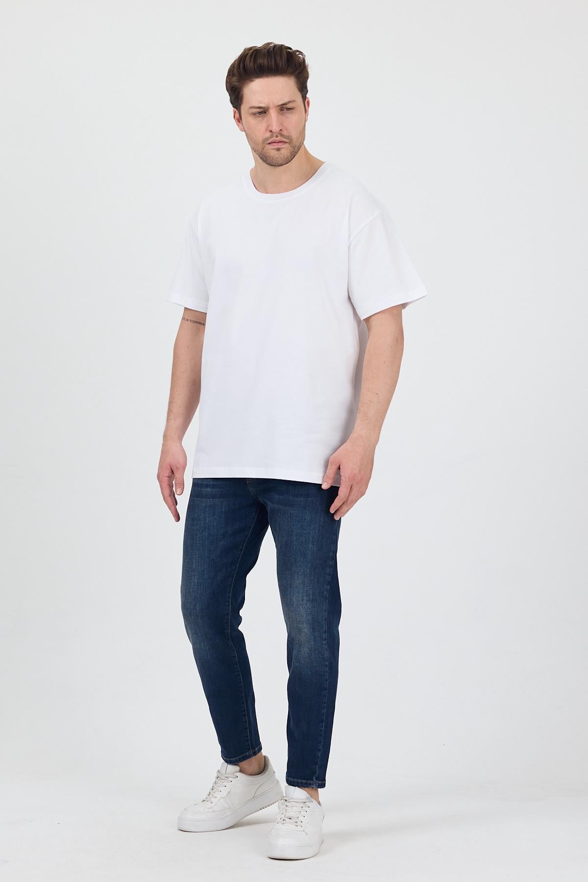 FİHA/7039-UNISEX OVERSIZE SIFIR YAKA TSHIRT - BEYAZ