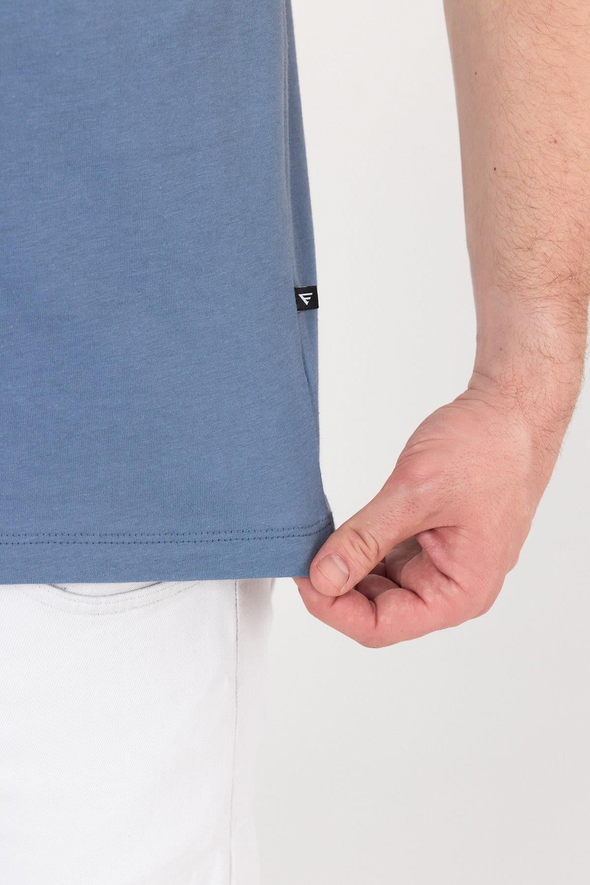 FİHA/9035-ERKEK COMPACT PENYE V YAKA T-SHIRT - TURKUAZ