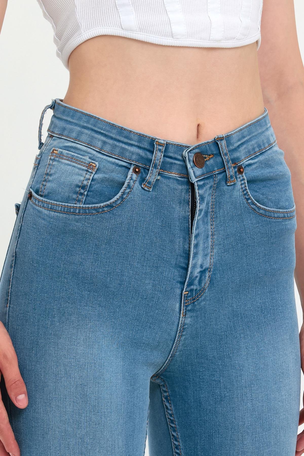 FİHA/NEZİK-4342 KADIN TAŞLAMALI JEANS - AÇIK MAVİ 