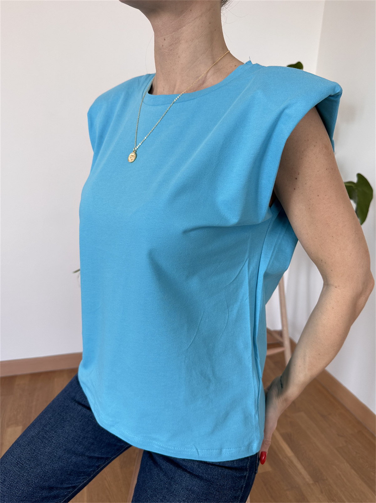 Vatkalı Kolsuz Tshirt