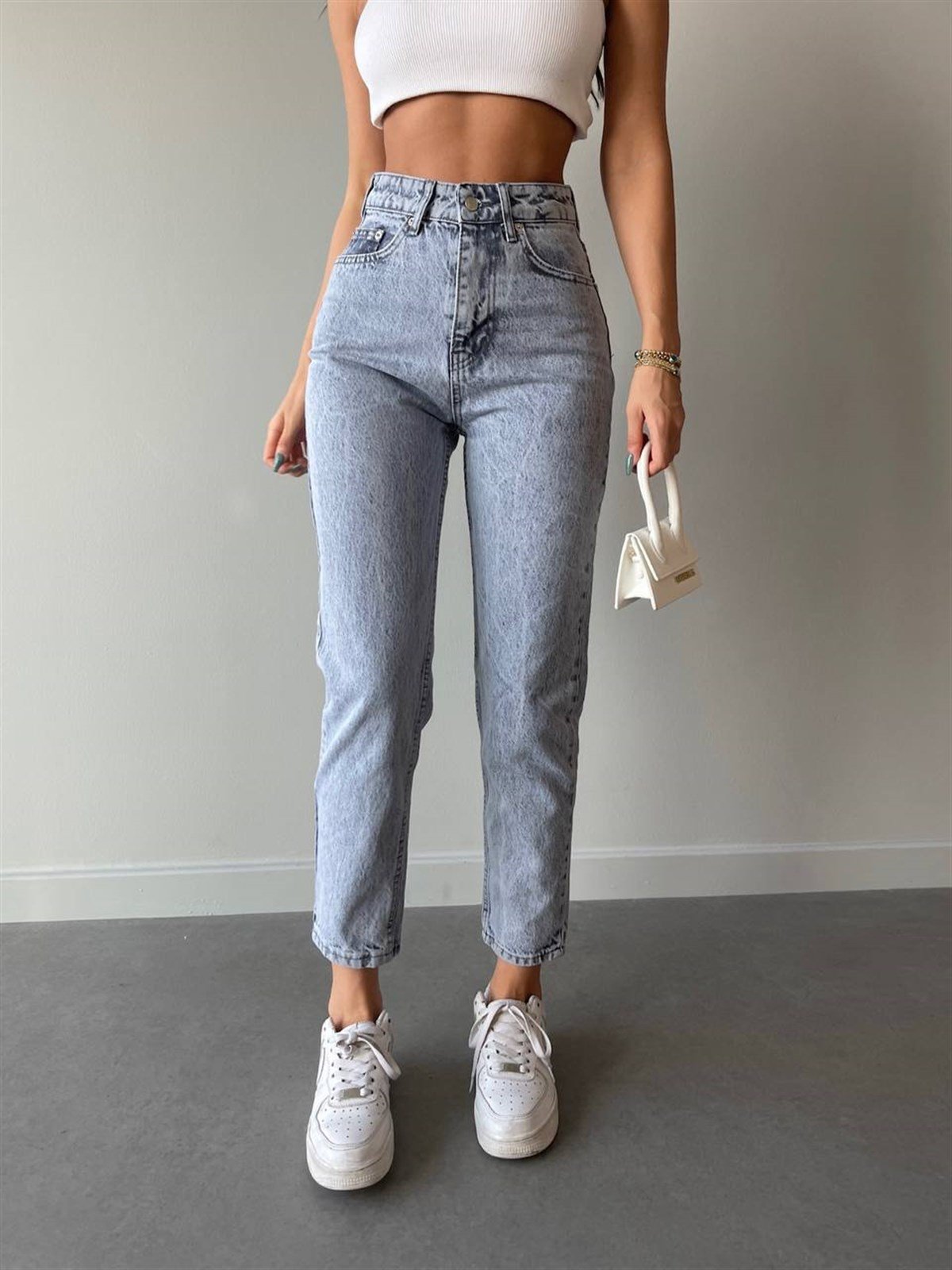 Yüksek Bel Likralı Mom Jeans