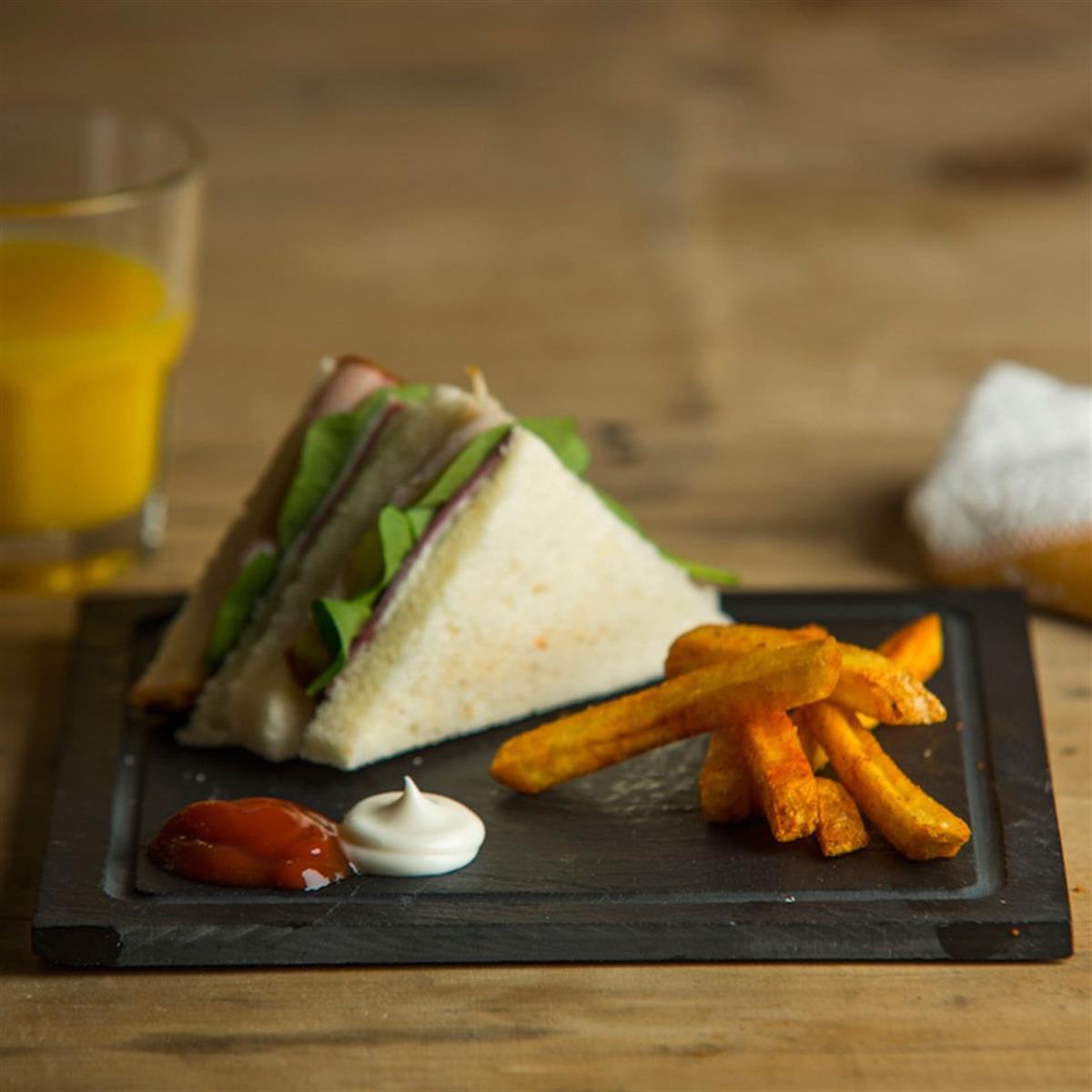 Mat | Kayrak Serisi | Kare Tabak Oluklu Düz KenarKayrakMat For HomeKare Tabak Oluklu Düz Kenar