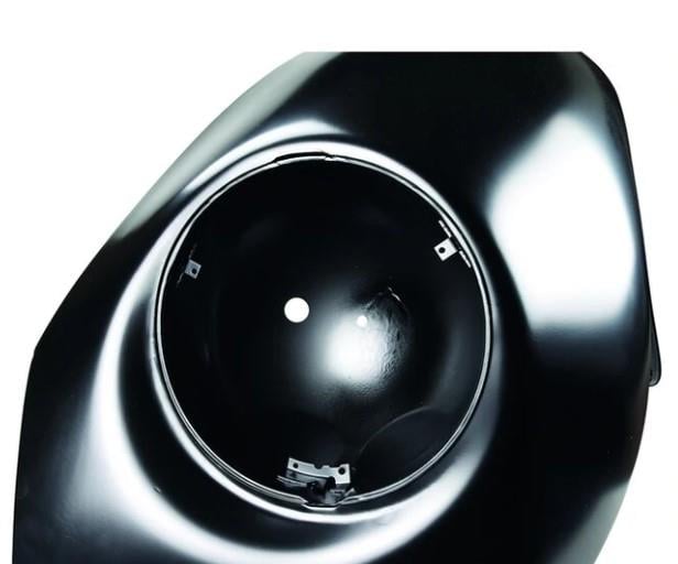 Front Right Wing Perforated Vertically