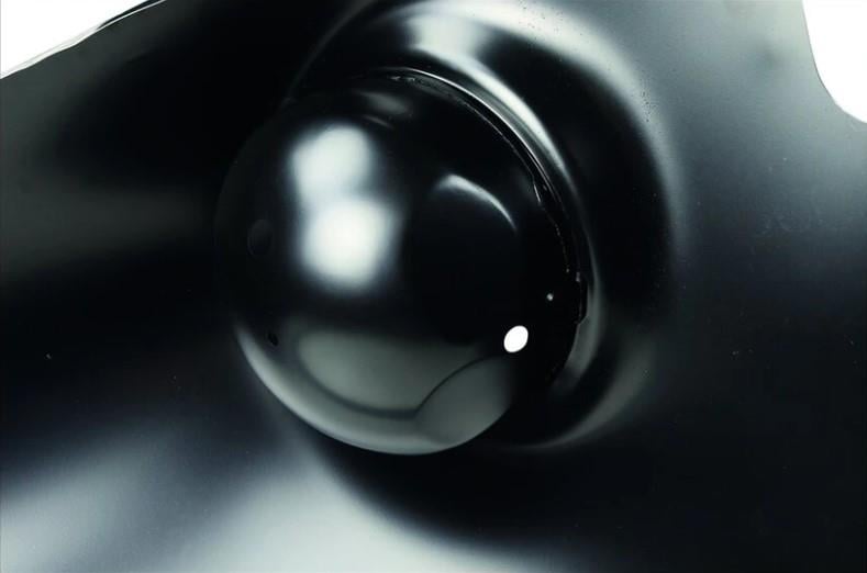 Front Right Wing Perforated Vertically